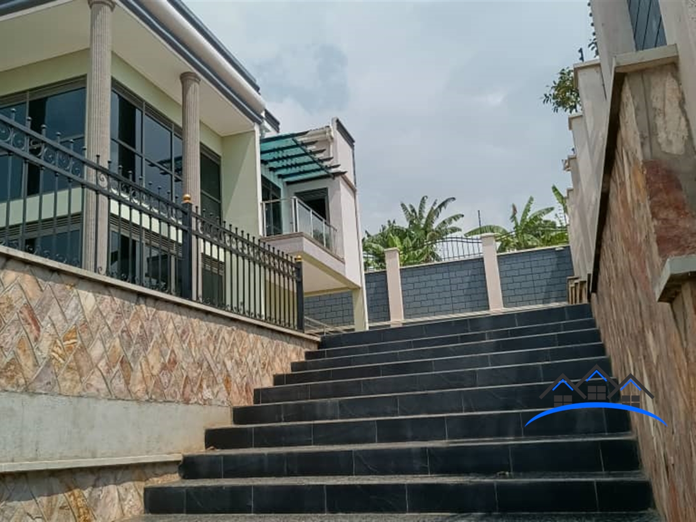 Apartment for sale in Lutembe Wakiso