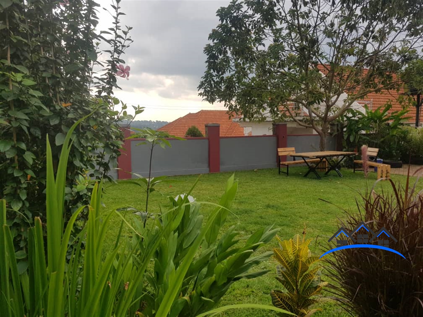 Bungalow for sale in Bwebajja Wakiso