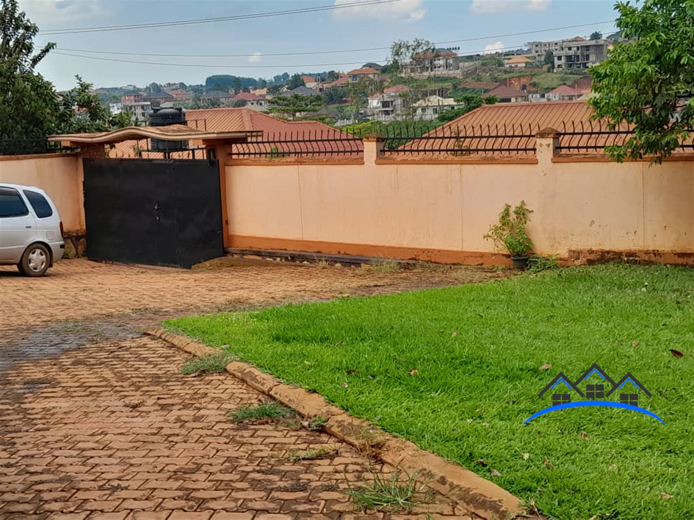 Bungalow for sale in Kira Wakiso