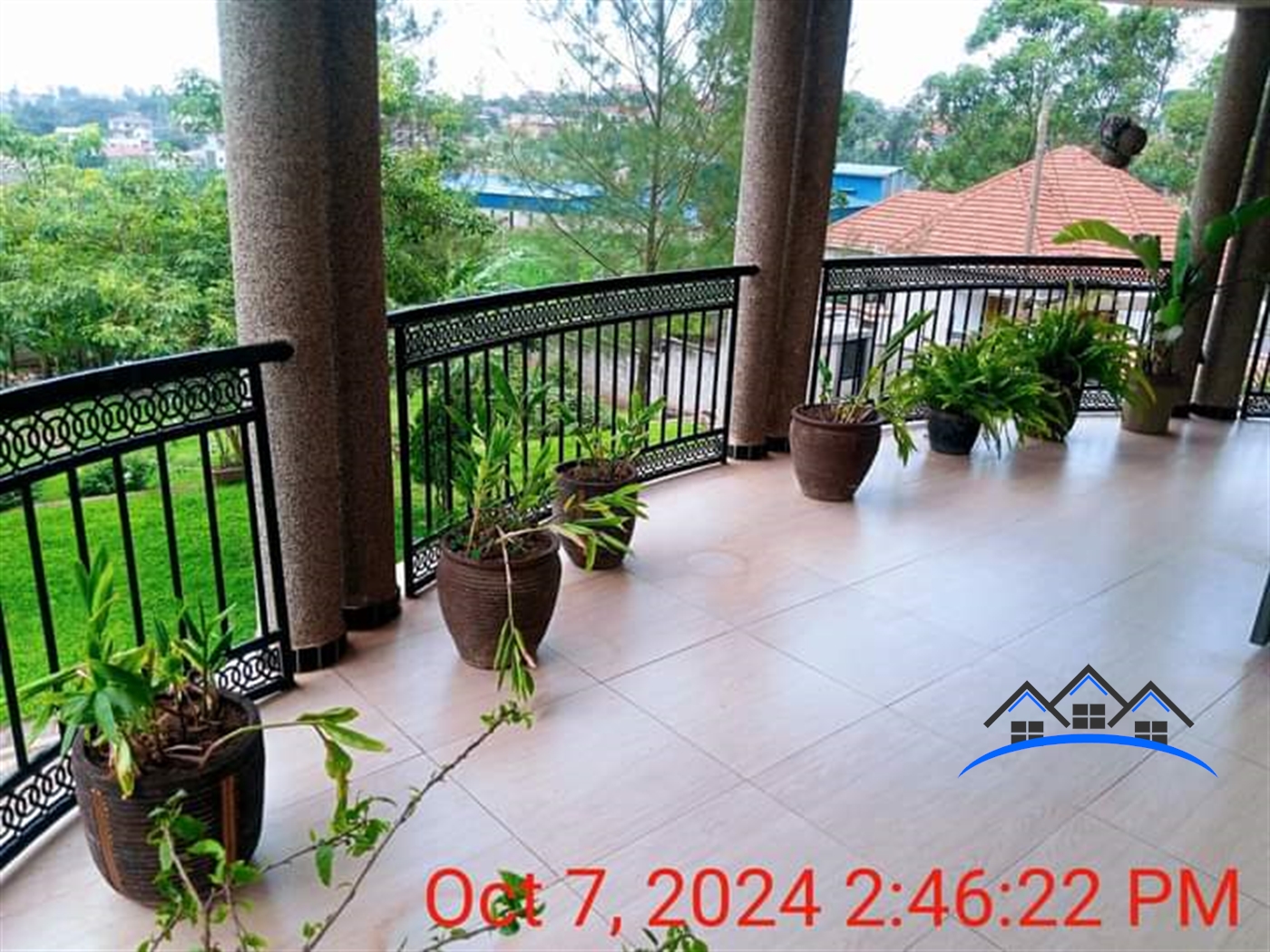 Mansion for sale in Kyanja Wakiso