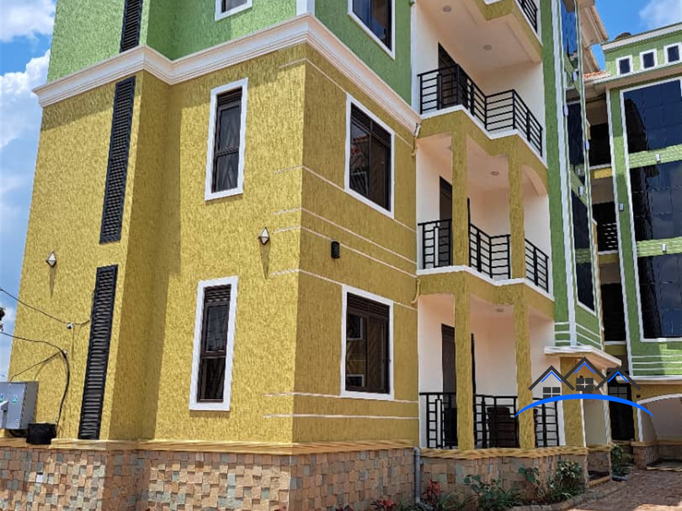 Apartment block for sale in Kiwaatule Wakiso