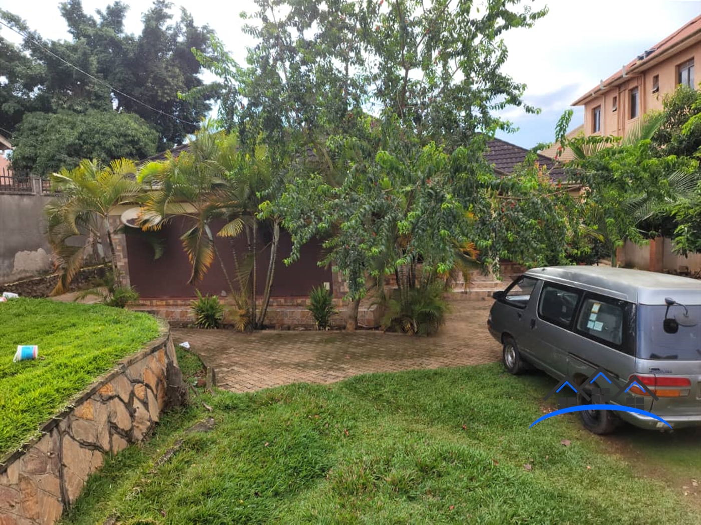 Bungalow for sale in Kyaliwajjalaa Wakiso