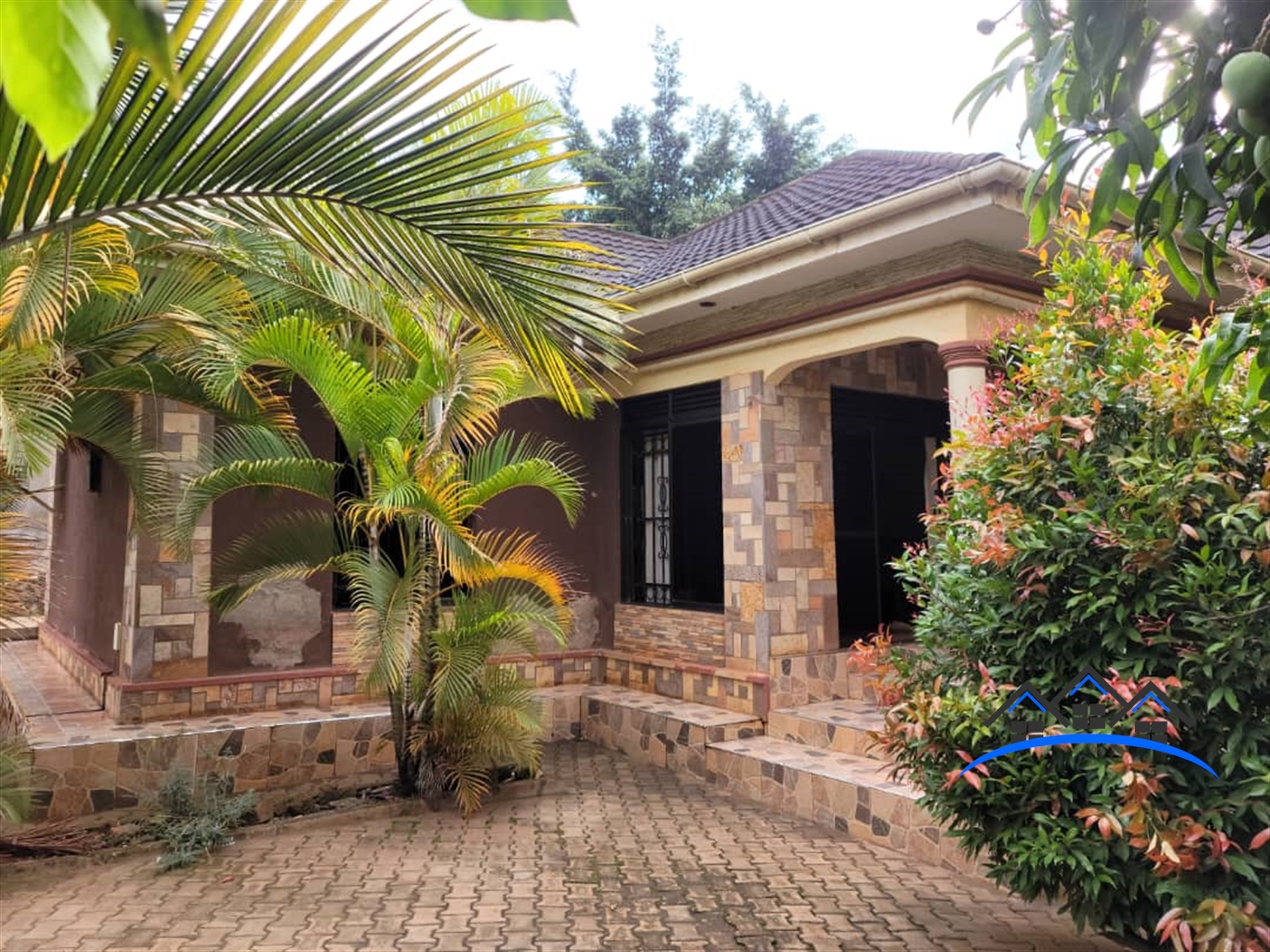 Bungalow for sale in Kyaliwajjalaa Wakiso