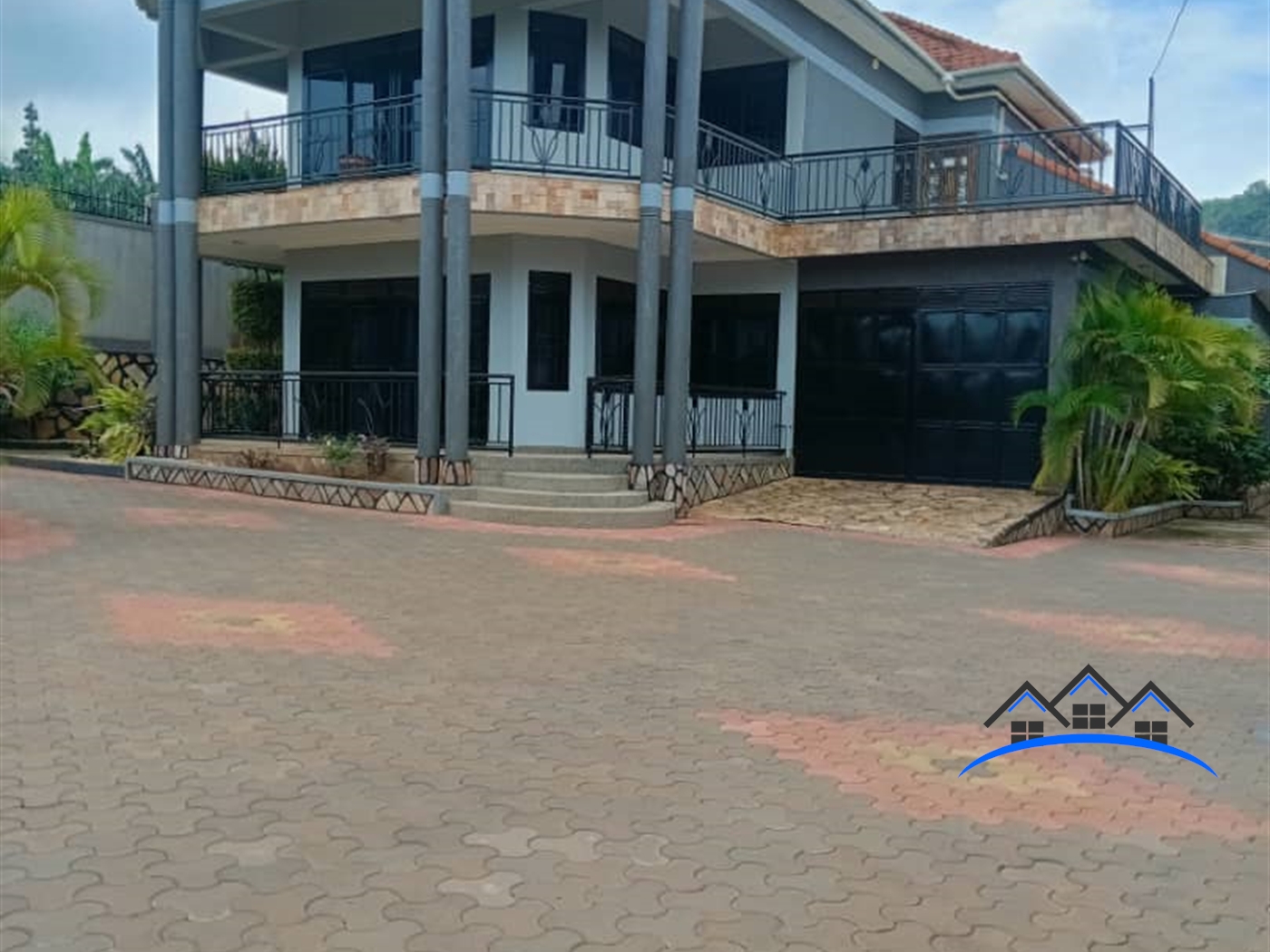 Apartment for sale in Bwebajja Wakiso