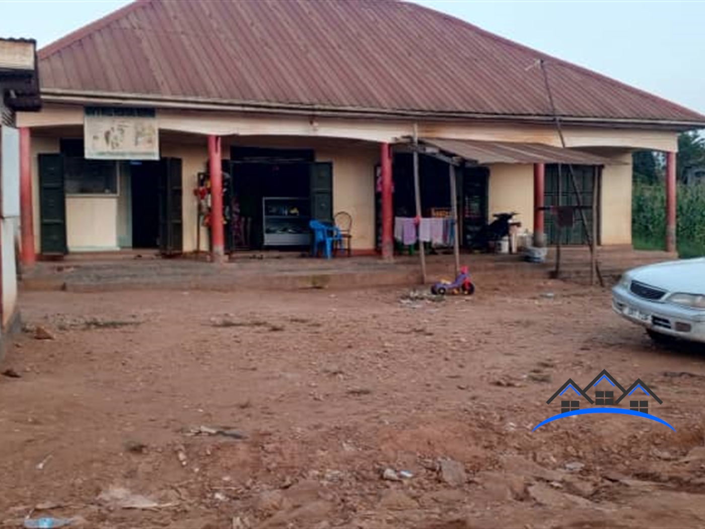 Shop for sale in Matugga Wakiso