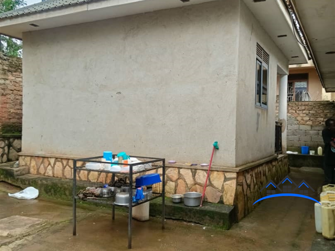 Bungalow for sale in Kitende Wakiso