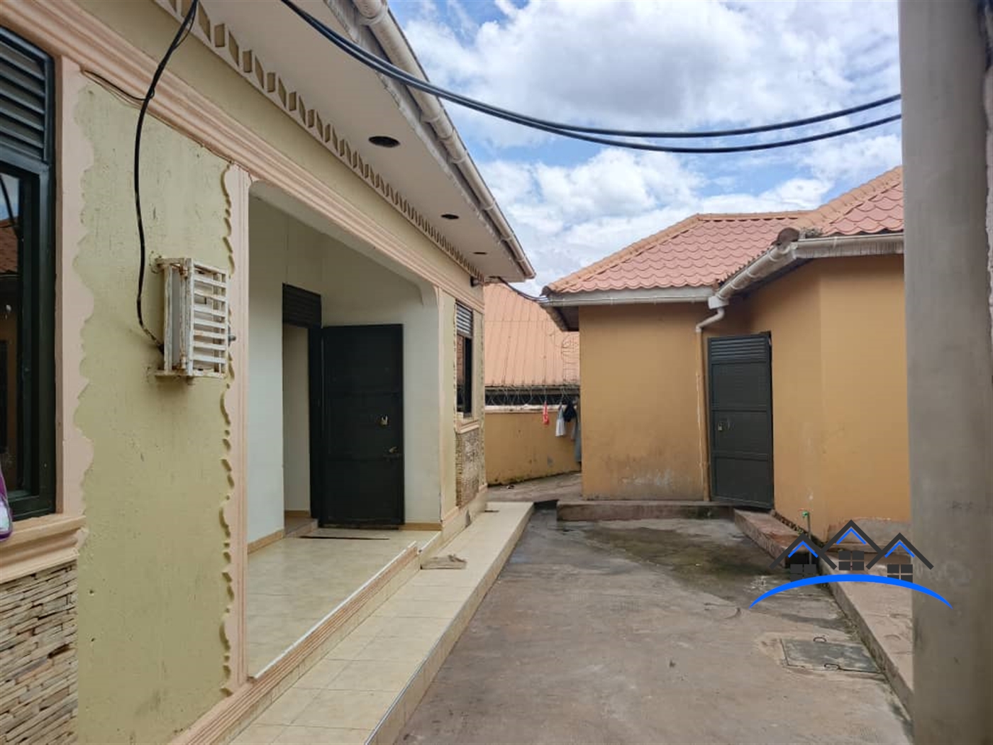 Bungalow for sale in Bujuuko Wakiso