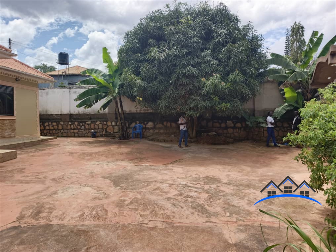 Bungalow for sale in Bujuuko Wakiso