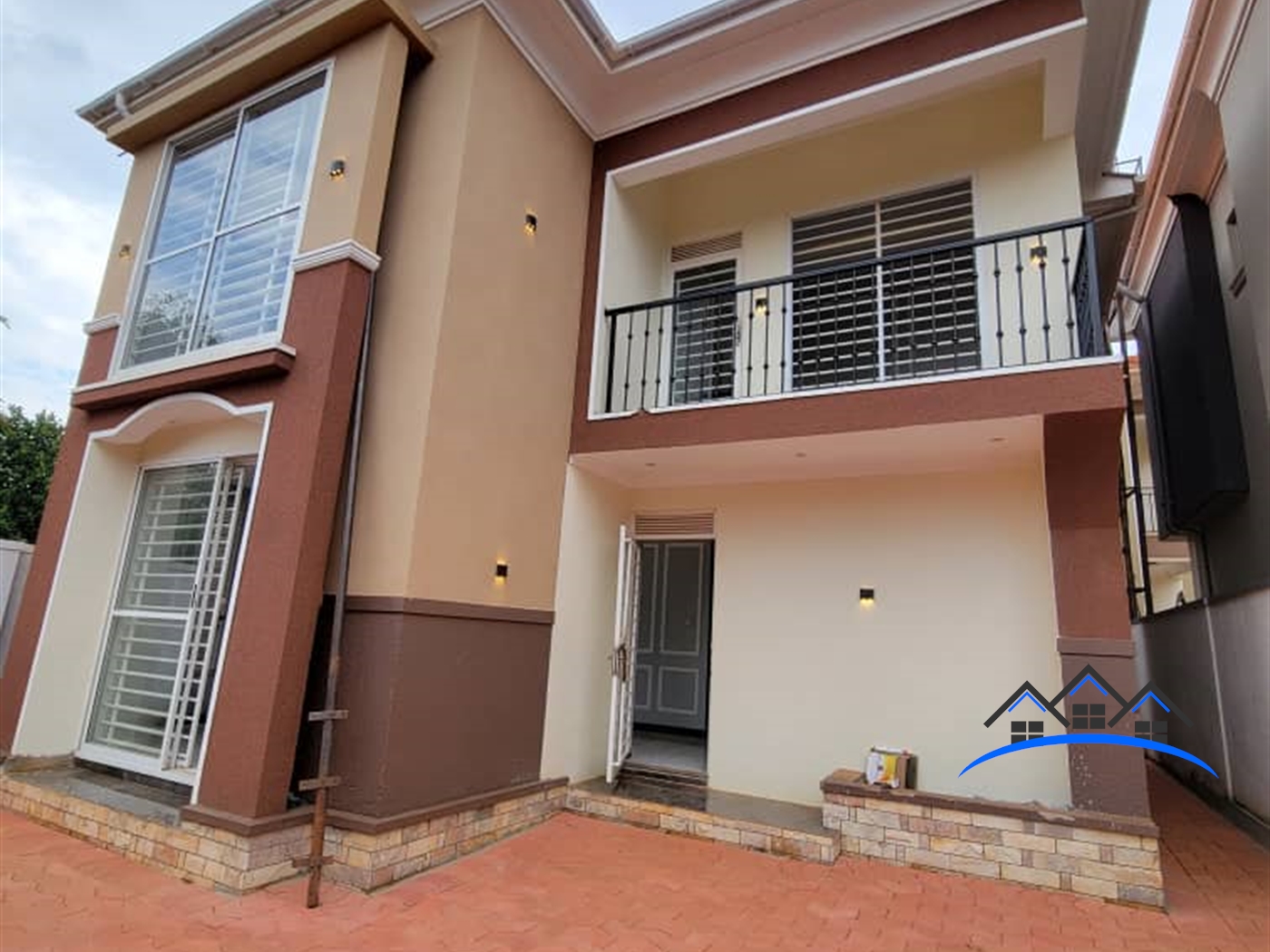 Storeyed house for sale in Kira Wakiso