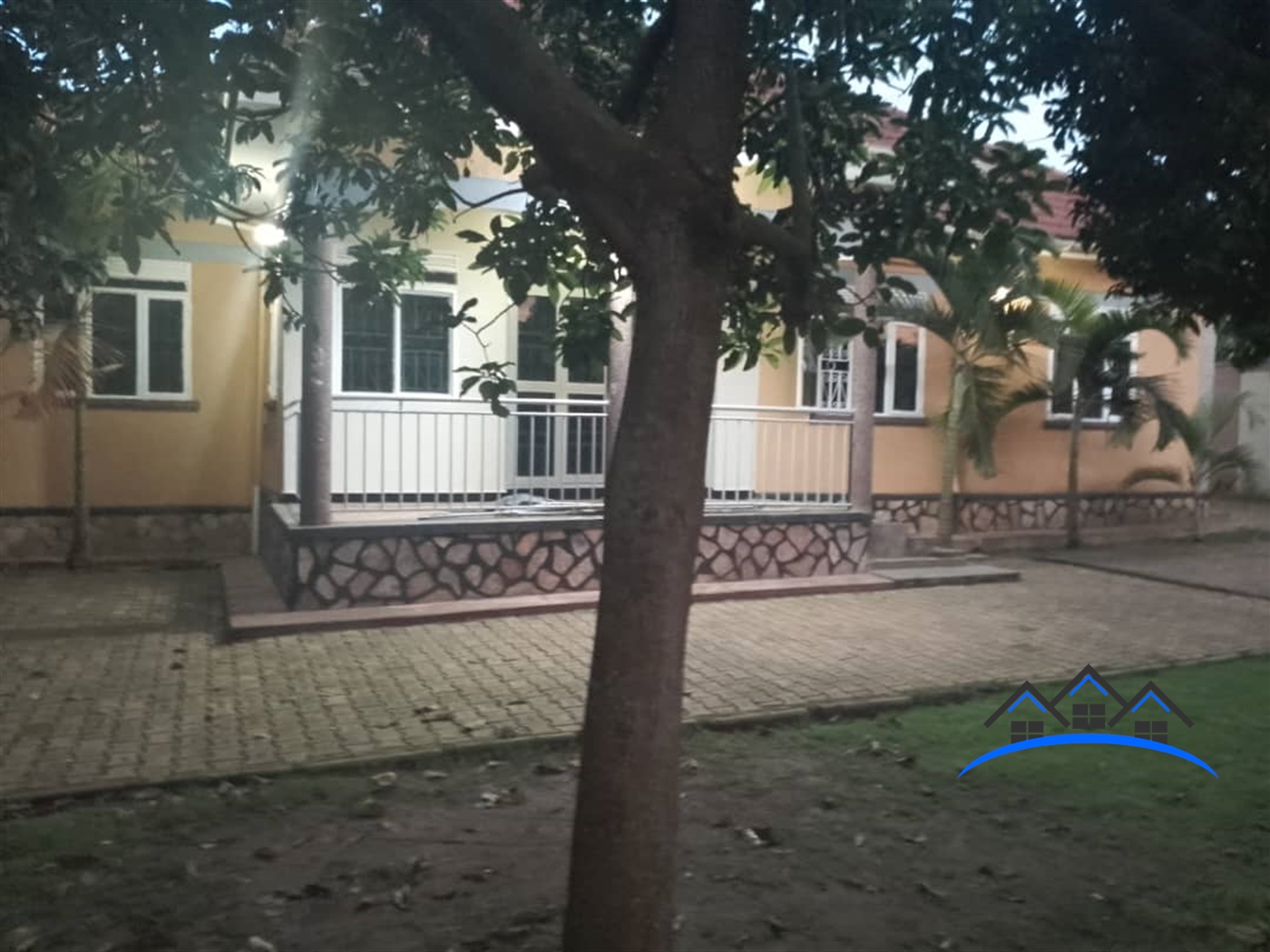 Bungalow for sale in Kyanja Wakiso