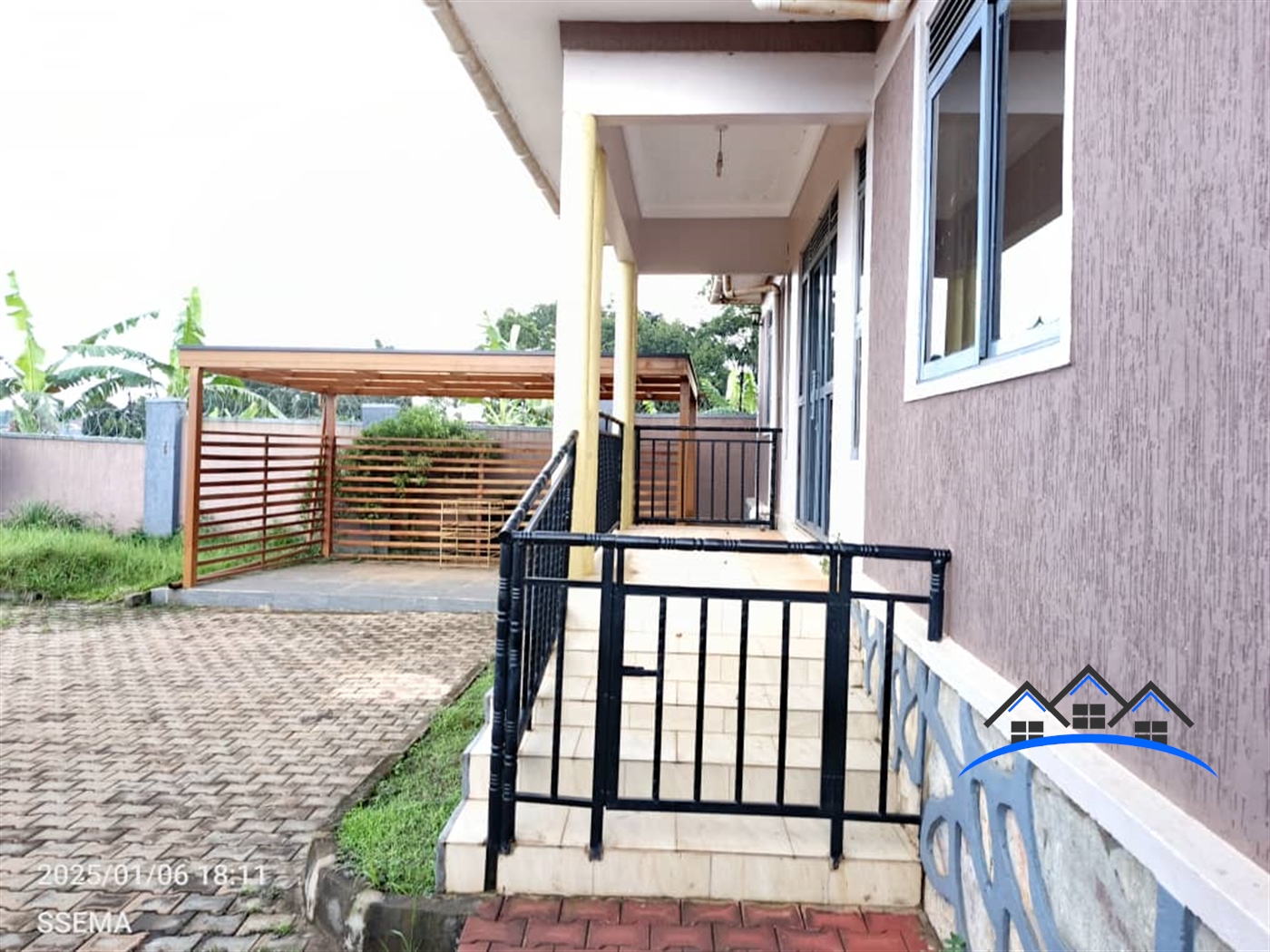 Bungalow for sale in Sentema Wakiso