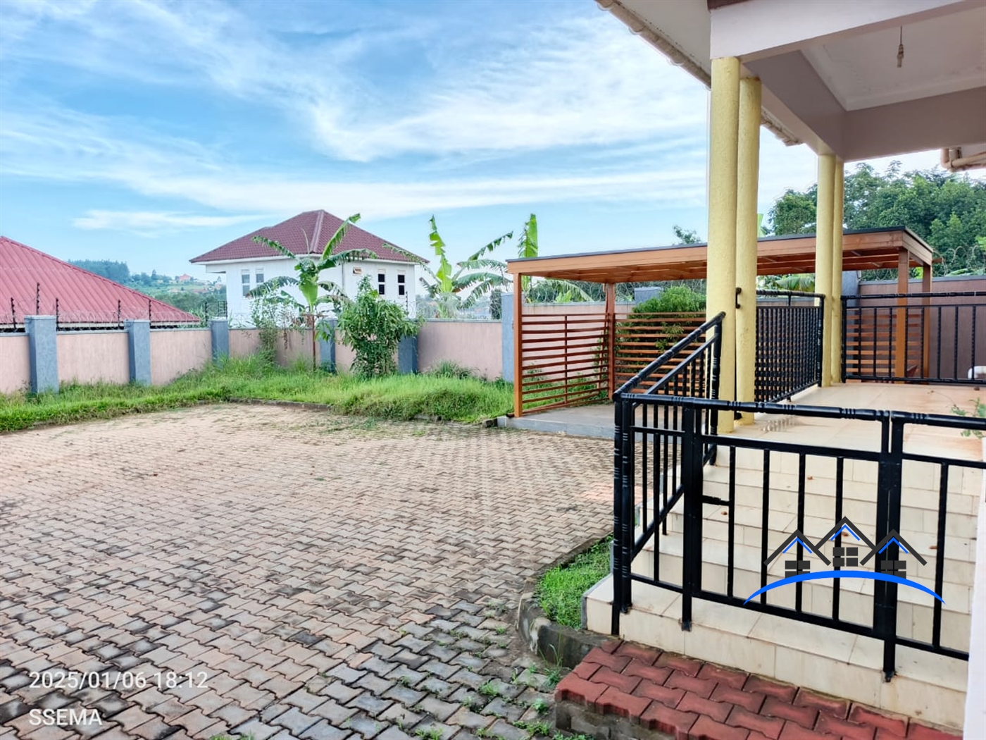 Bungalow for sale in Sentema Wakiso