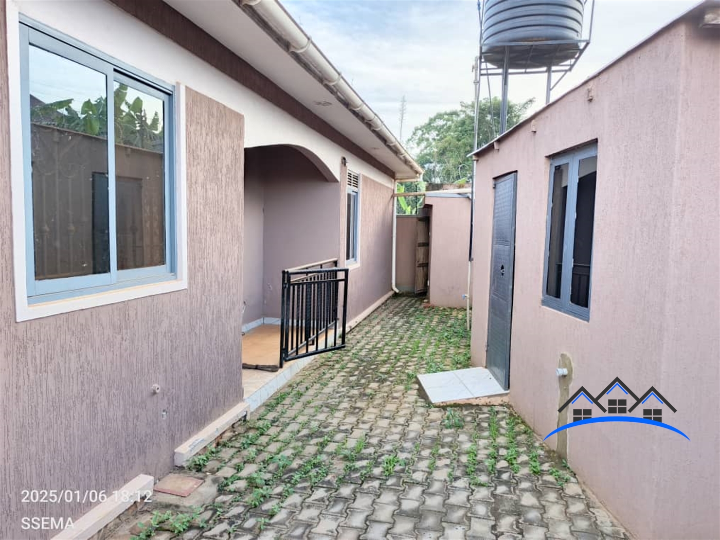 Bungalow for sale in Sentema Wakiso