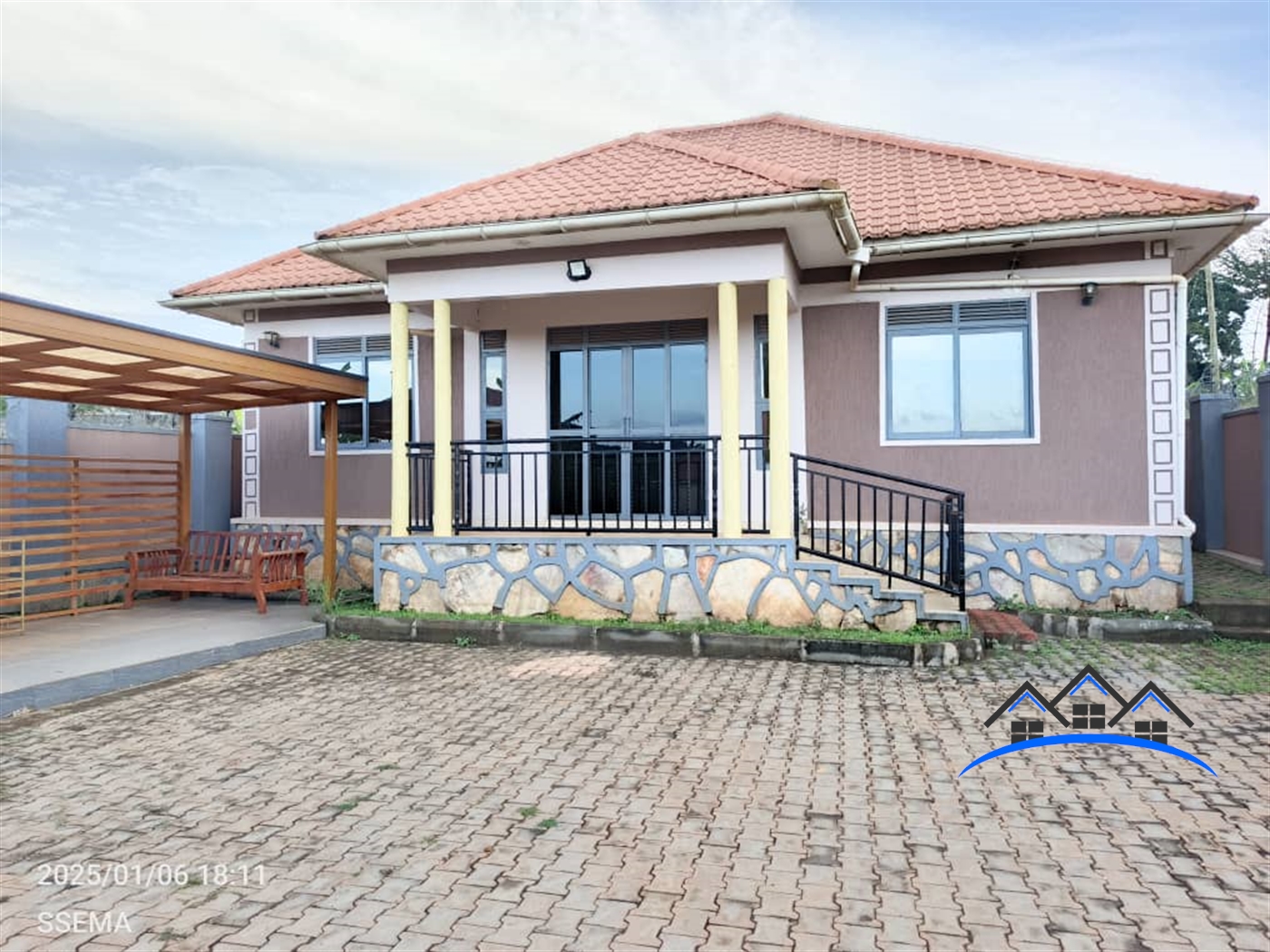 Bungalow for sale in Sentema Wakiso