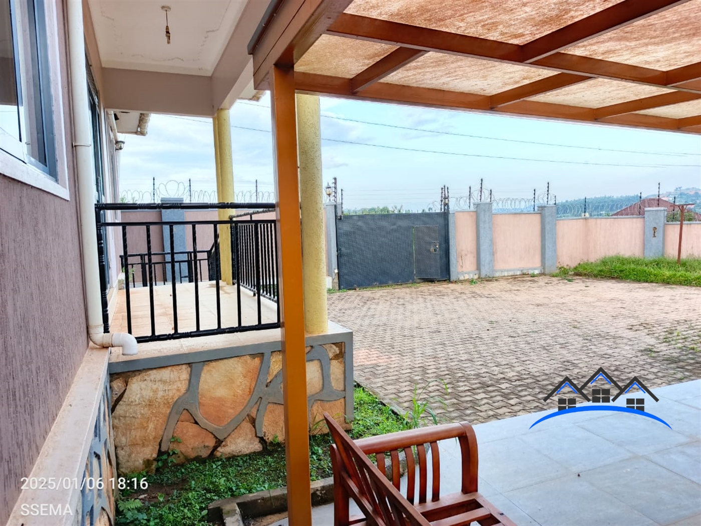 Bungalow for sale in Sentema Wakiso