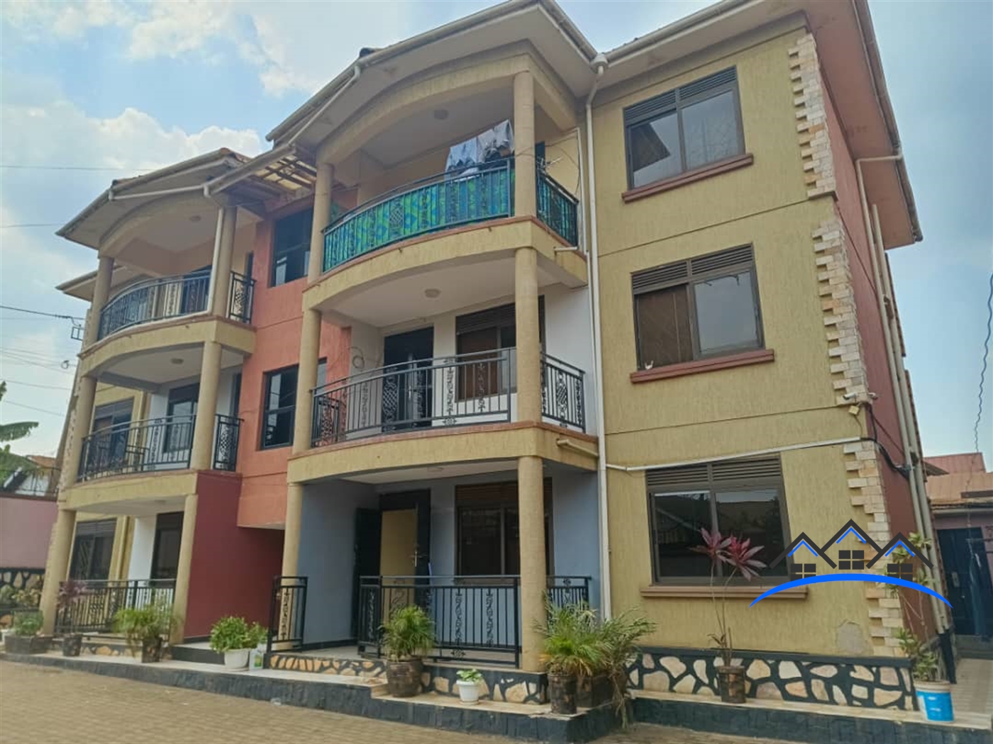 Apartment block for sale in Kisugu Kampala