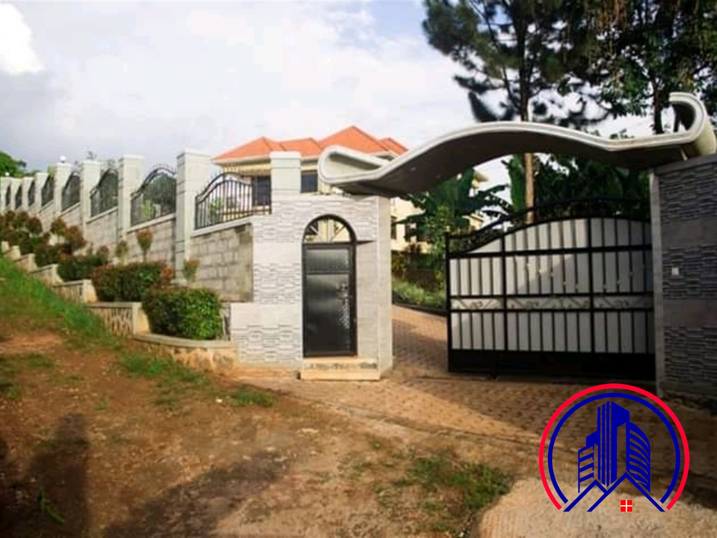 Mansion for rent in Kigo Wakiso