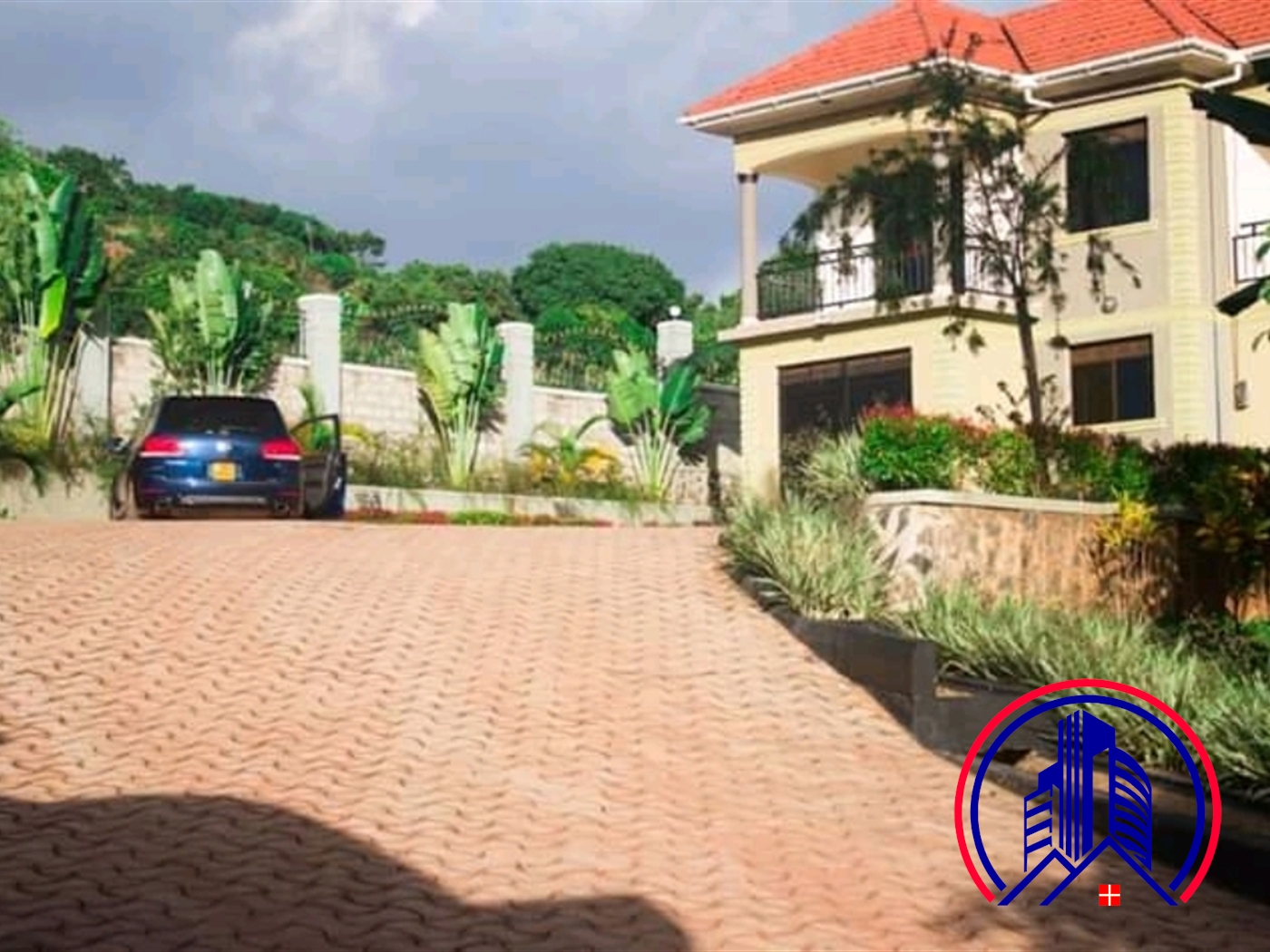 Mansion for rent in Kigo Wakiso