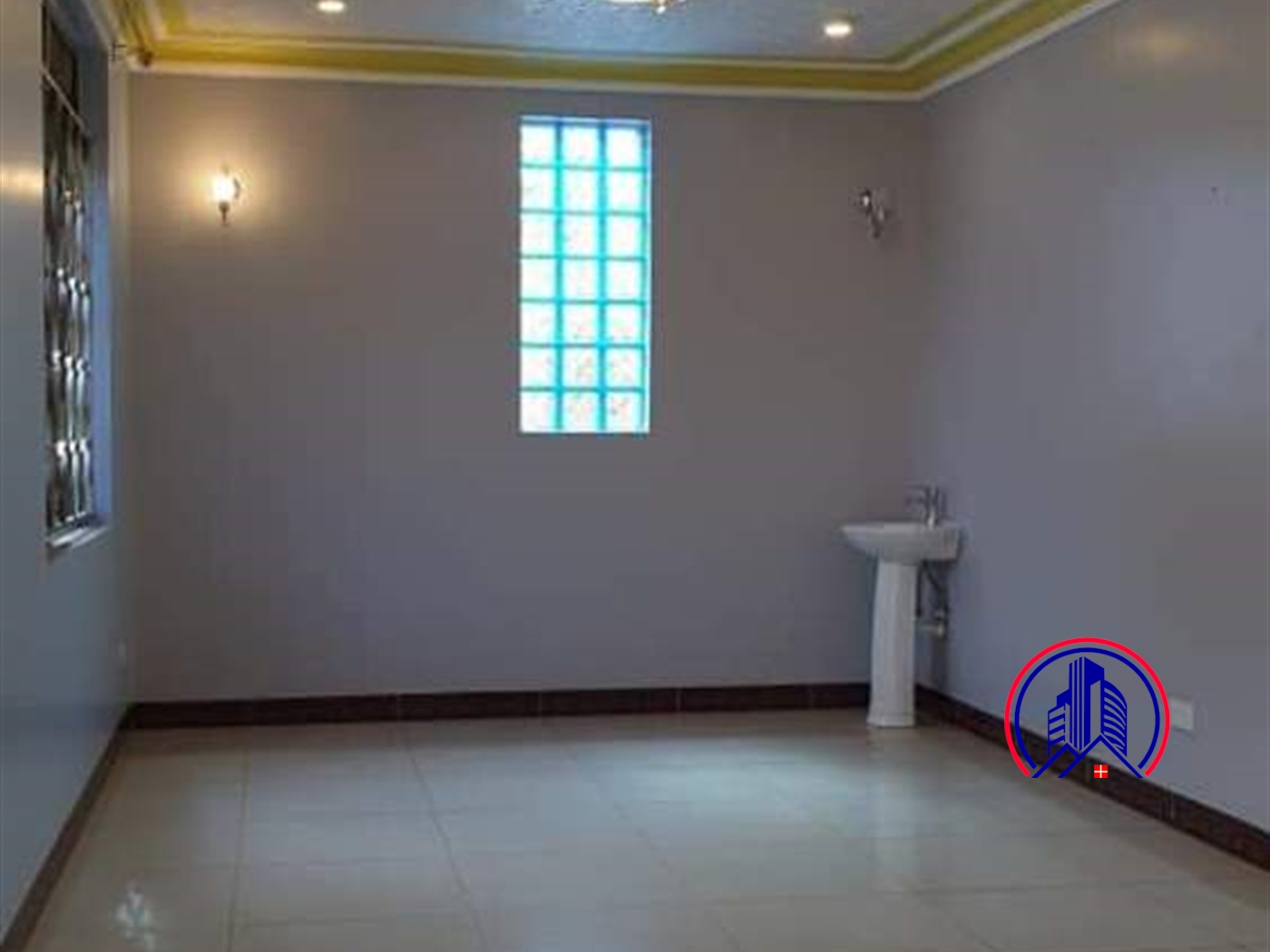 Mansion for rent in Kisaasi Kampala