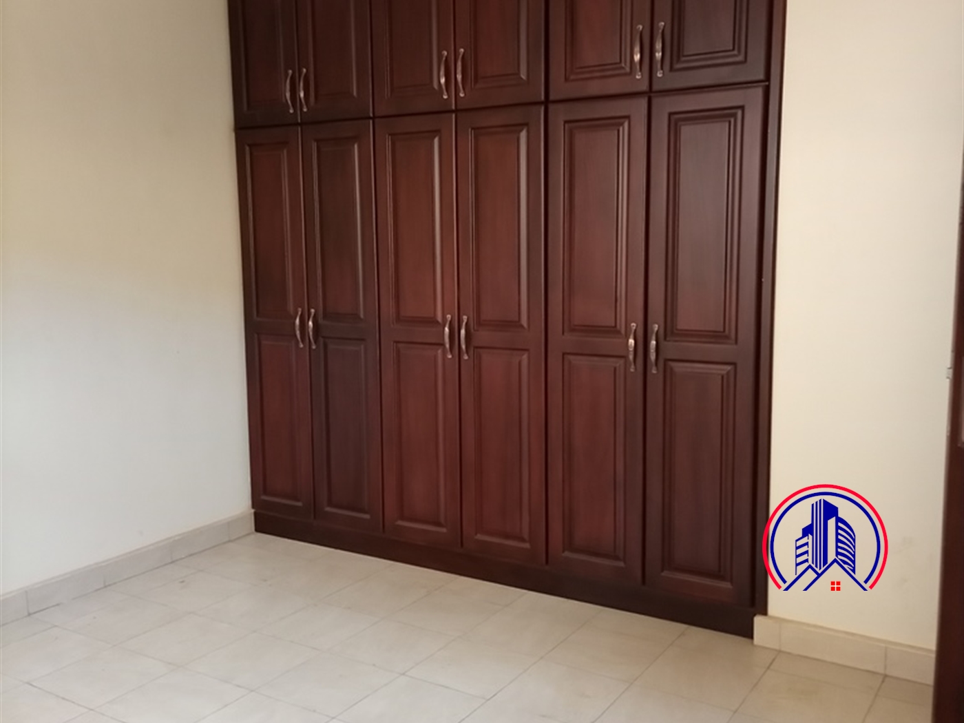 Storeyed house for rent in Lubowa Wakiso