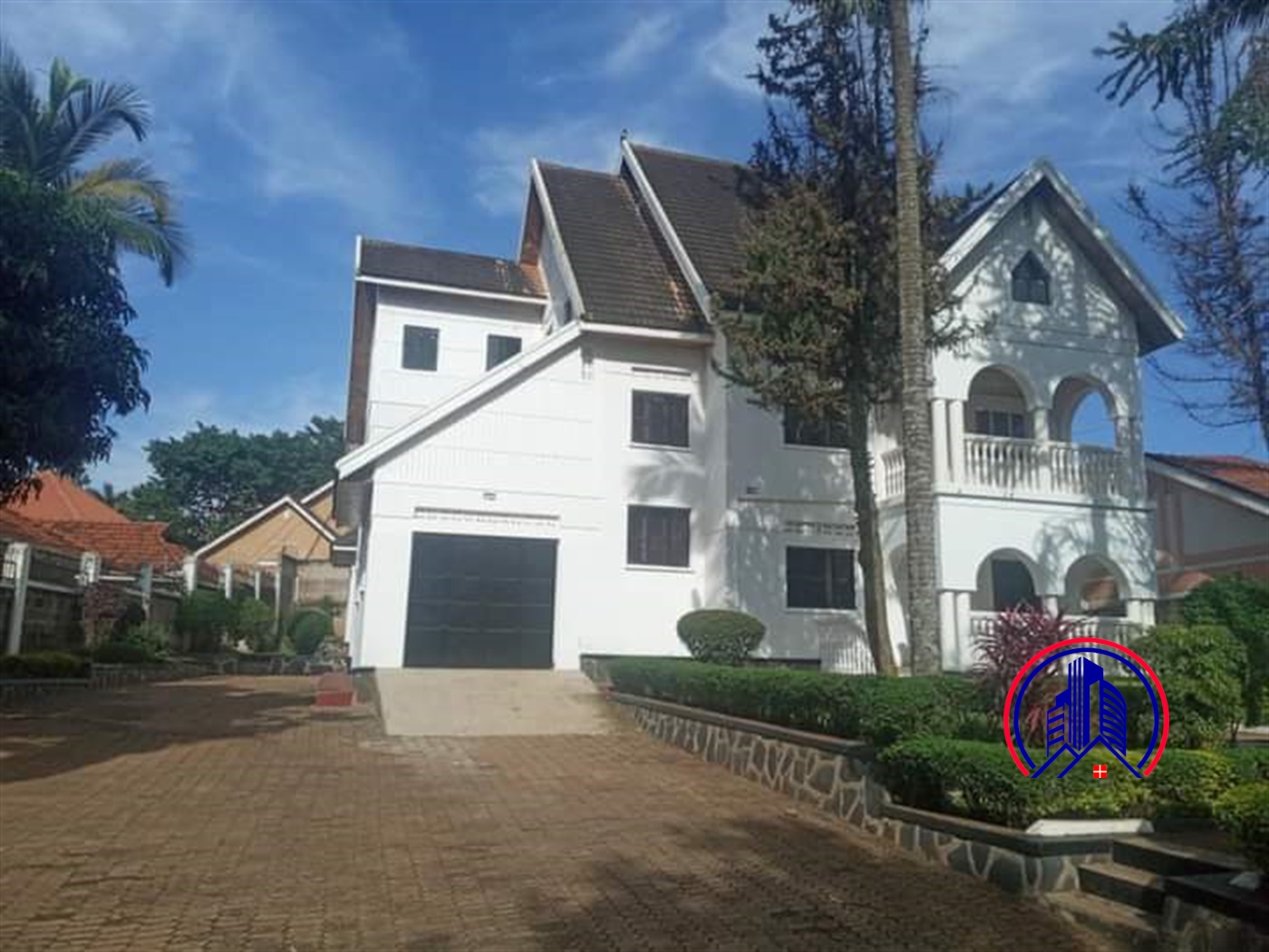 Storeyed house for rent in Kansanga Kampala