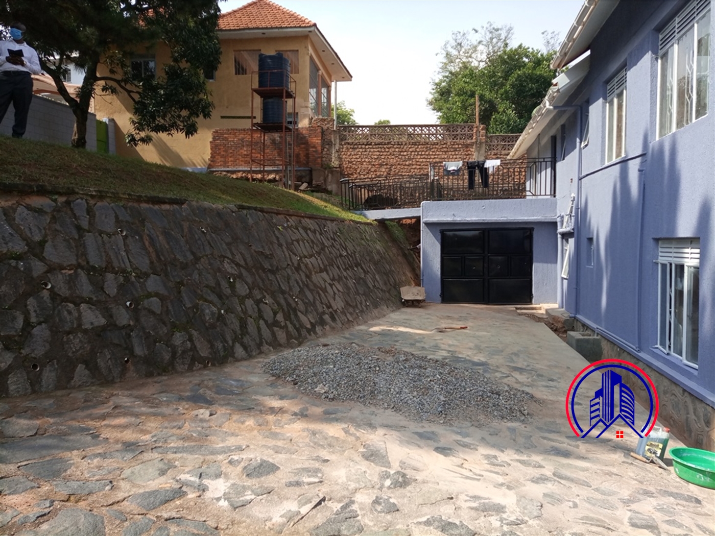 Storeyed house for rent in Muyenga Kampala