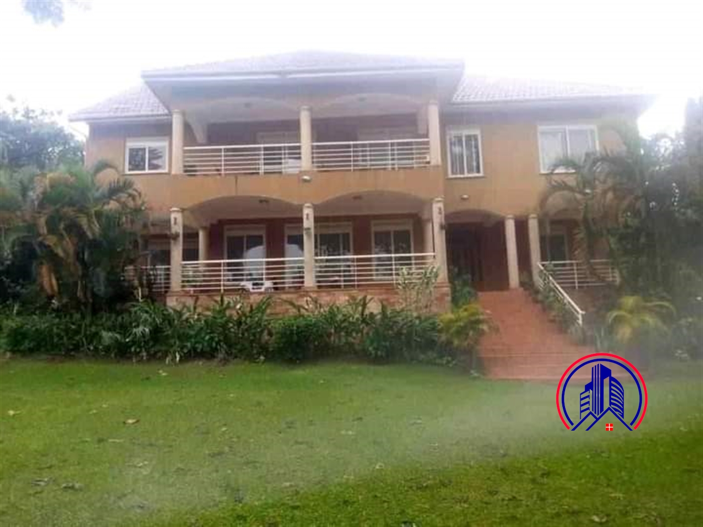 Storeyed house for rent in Mutungo Kampala