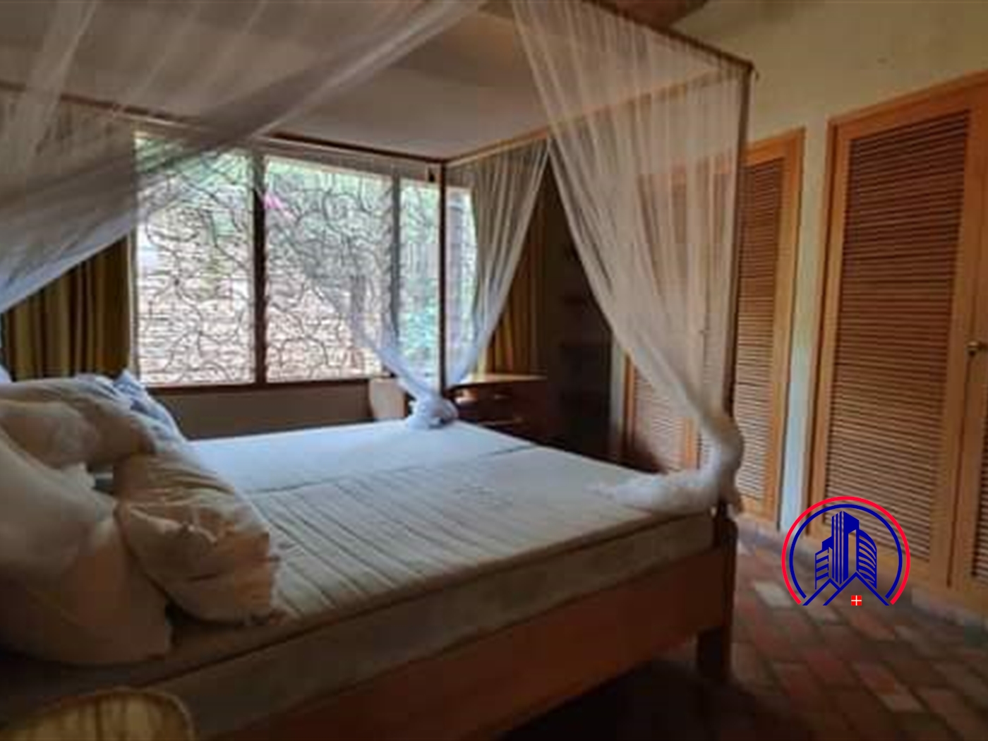 Villa for rent in Mutungo Kampala