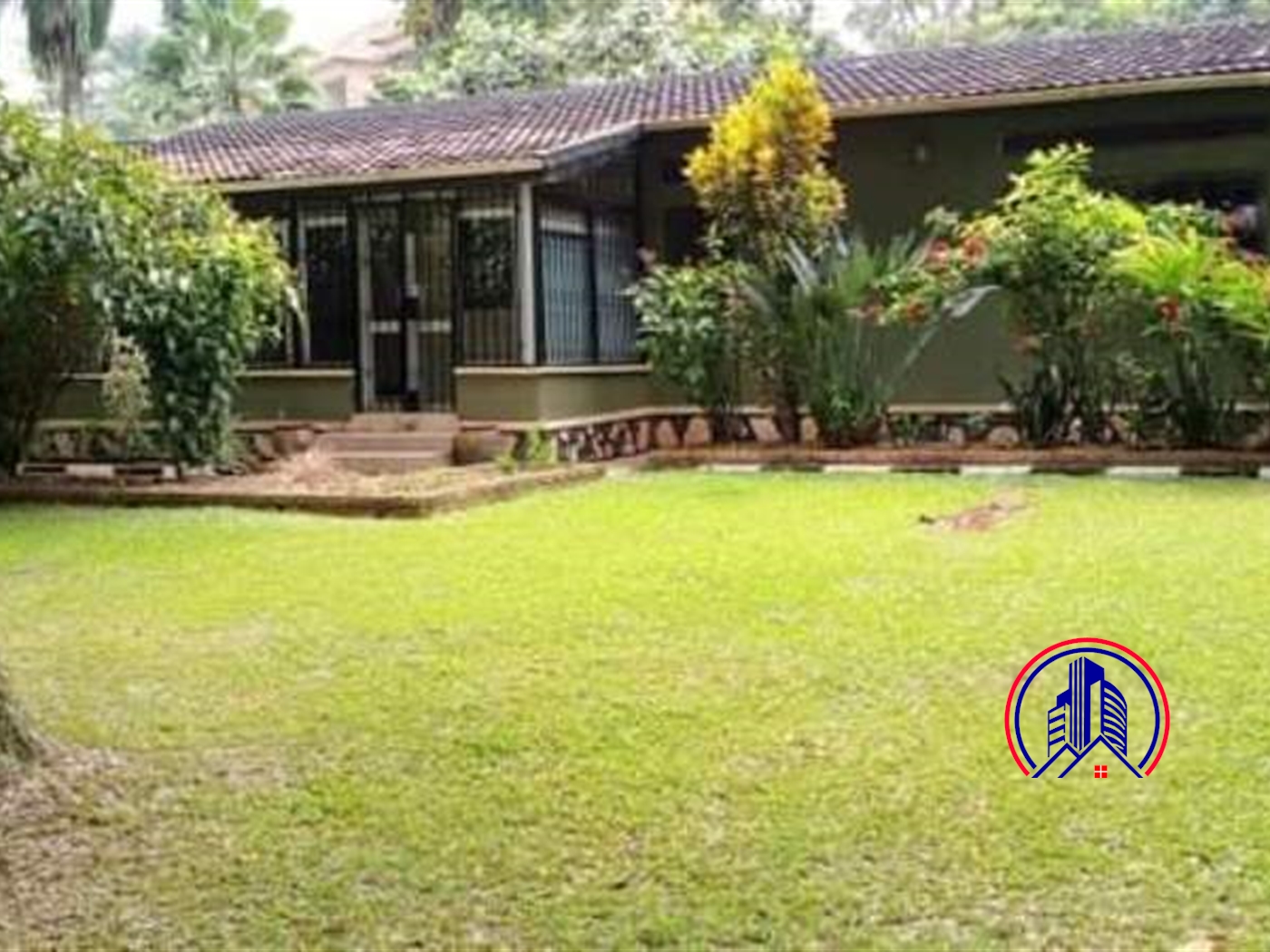 Bungalow for rent in Kololo Kampala