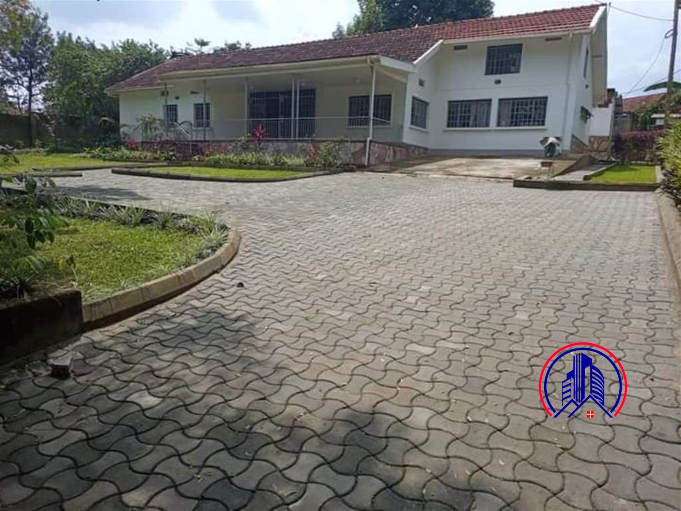 Bungalow for sale in Muyenga Kampala