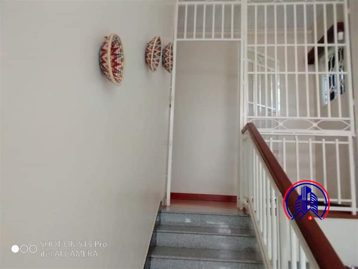 Storeyed house for rent in Bugoloobi Kampala