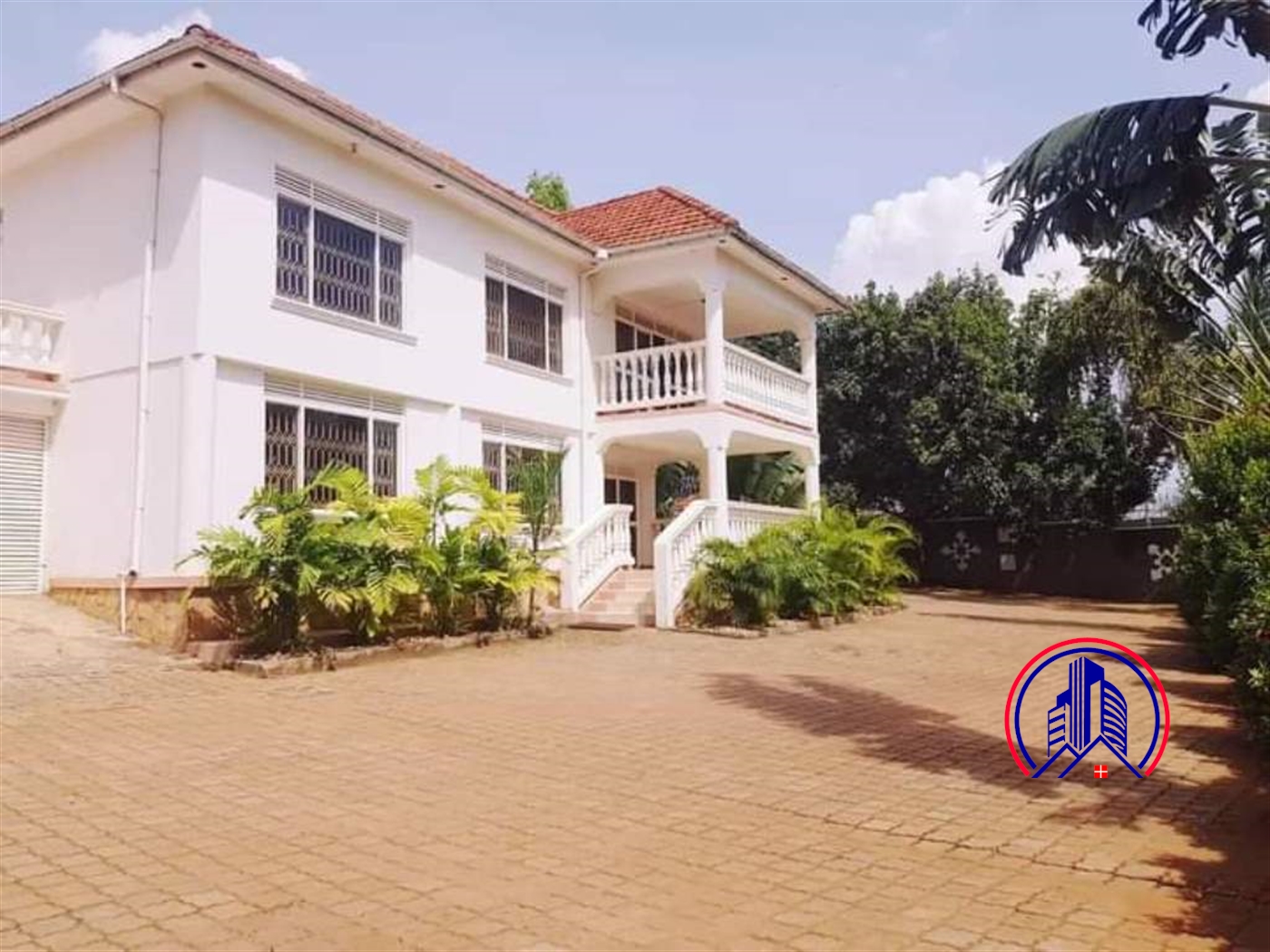 Storeyed house for rent in Kansanga Kampala