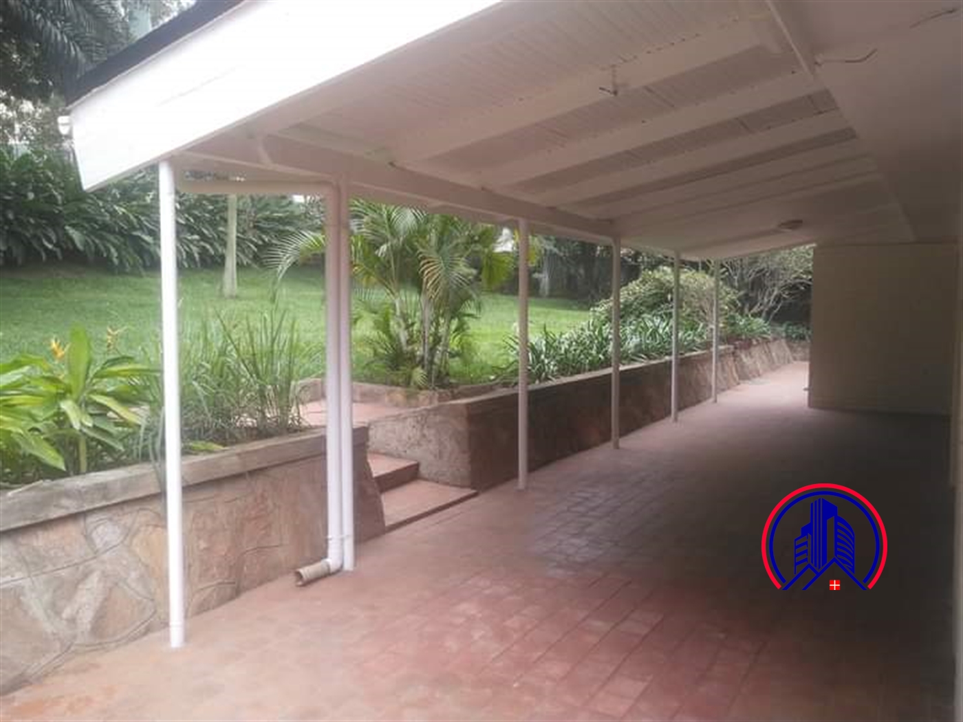 Bungalow for rent in Kololo Kampala