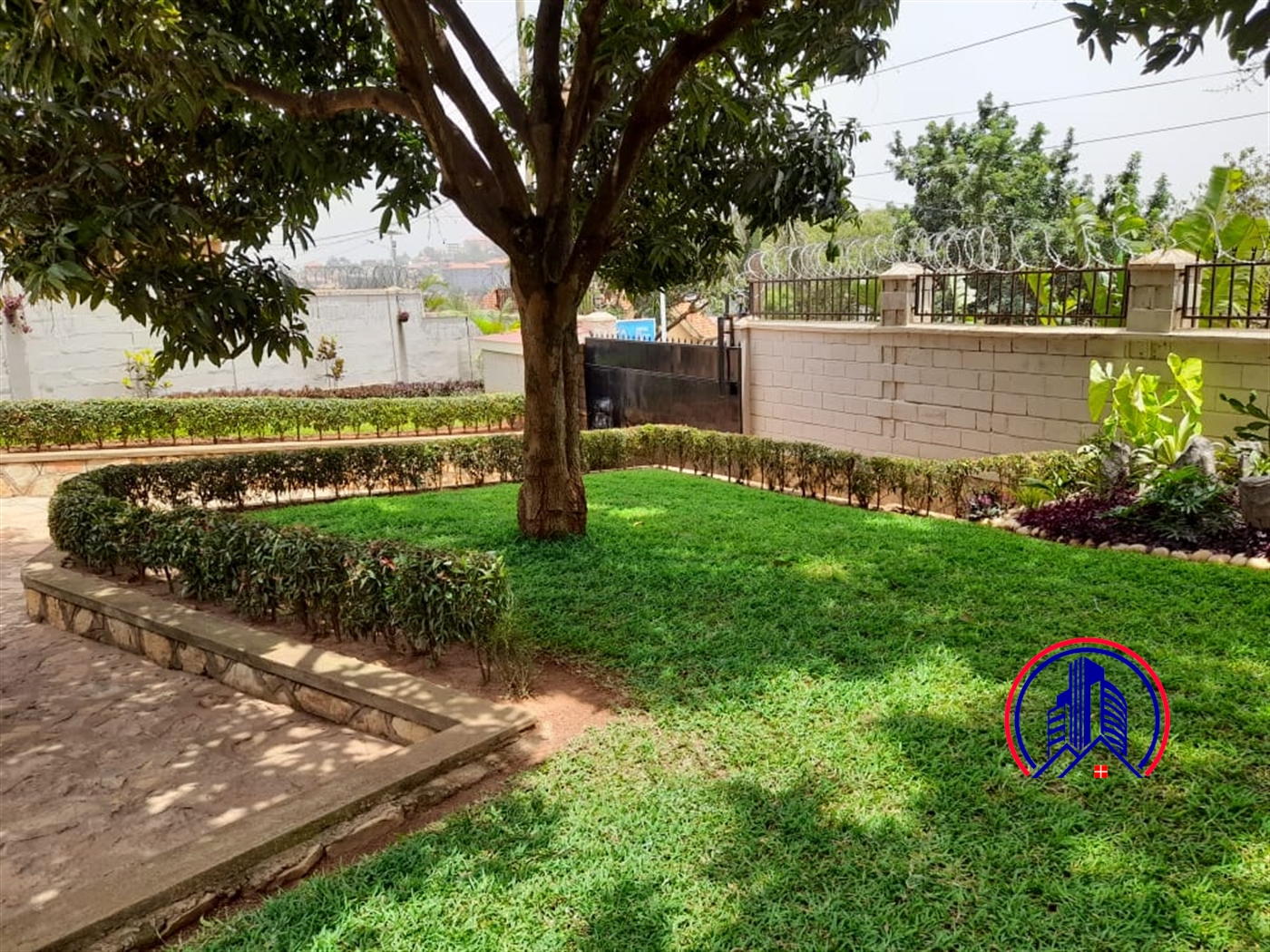 Bungalow for sale in Kulambilo Wakiso