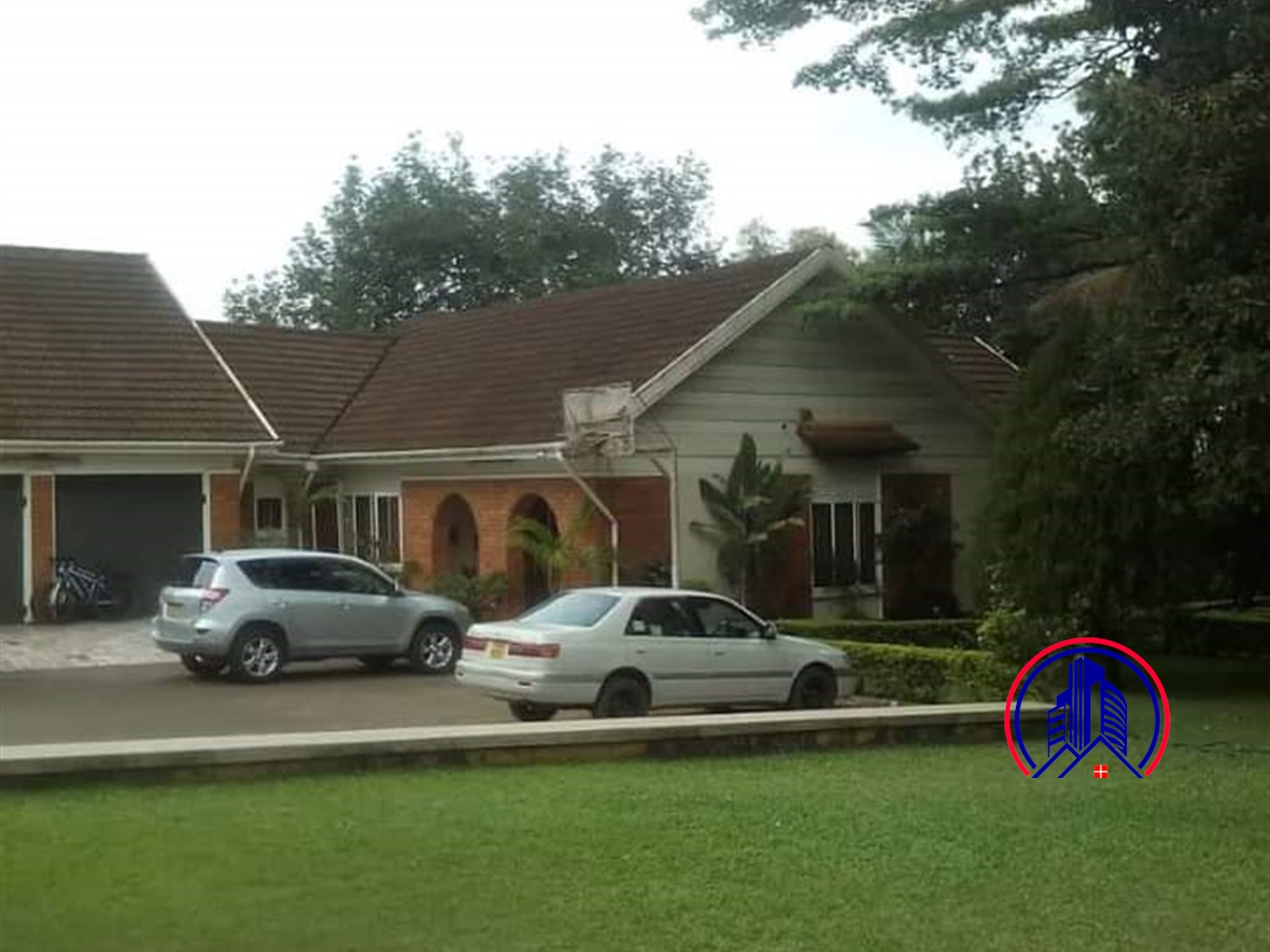 Bungalow for sale in Naguru Kampala