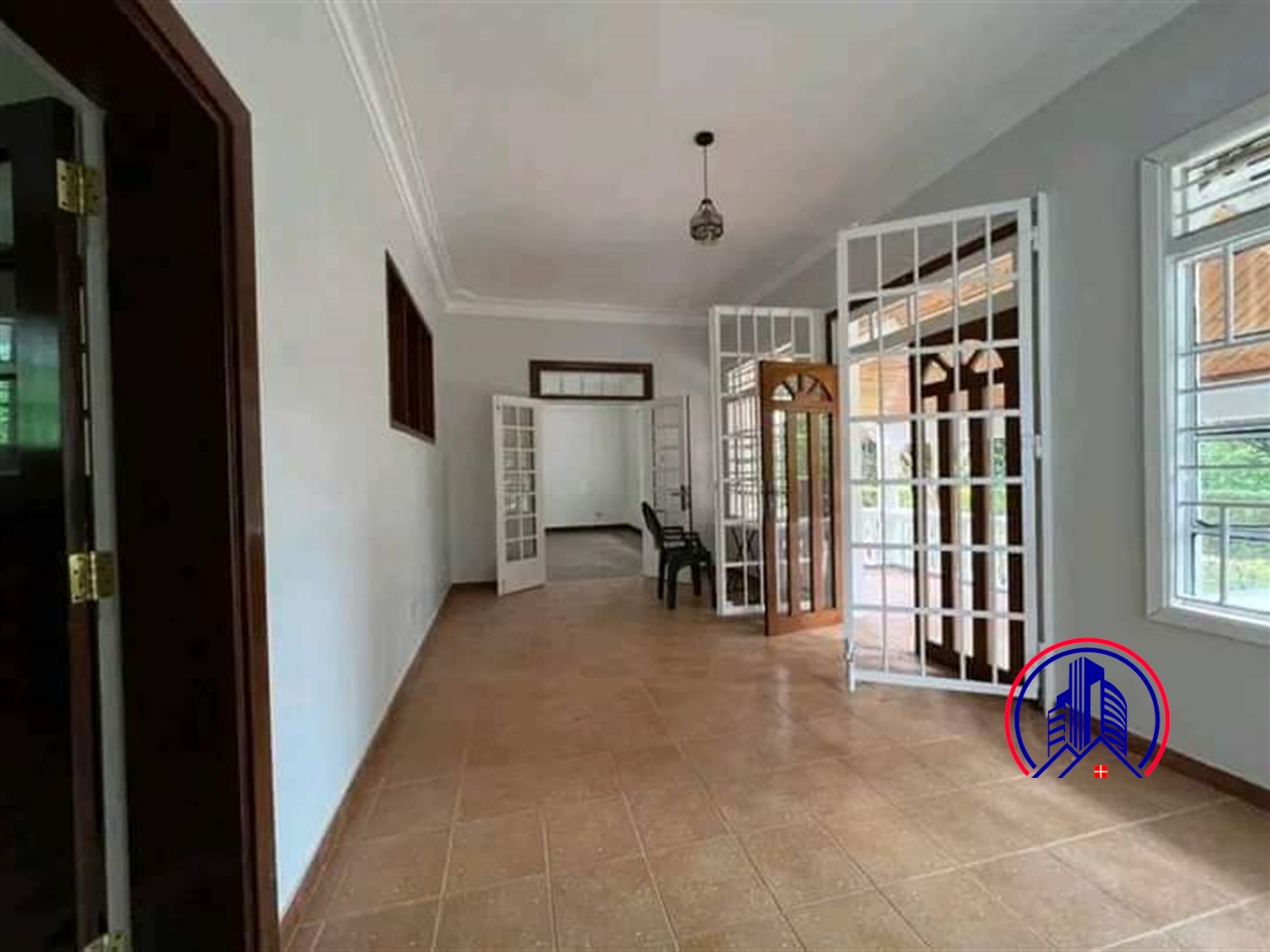 Bungalow for rent in Kololo Kampala