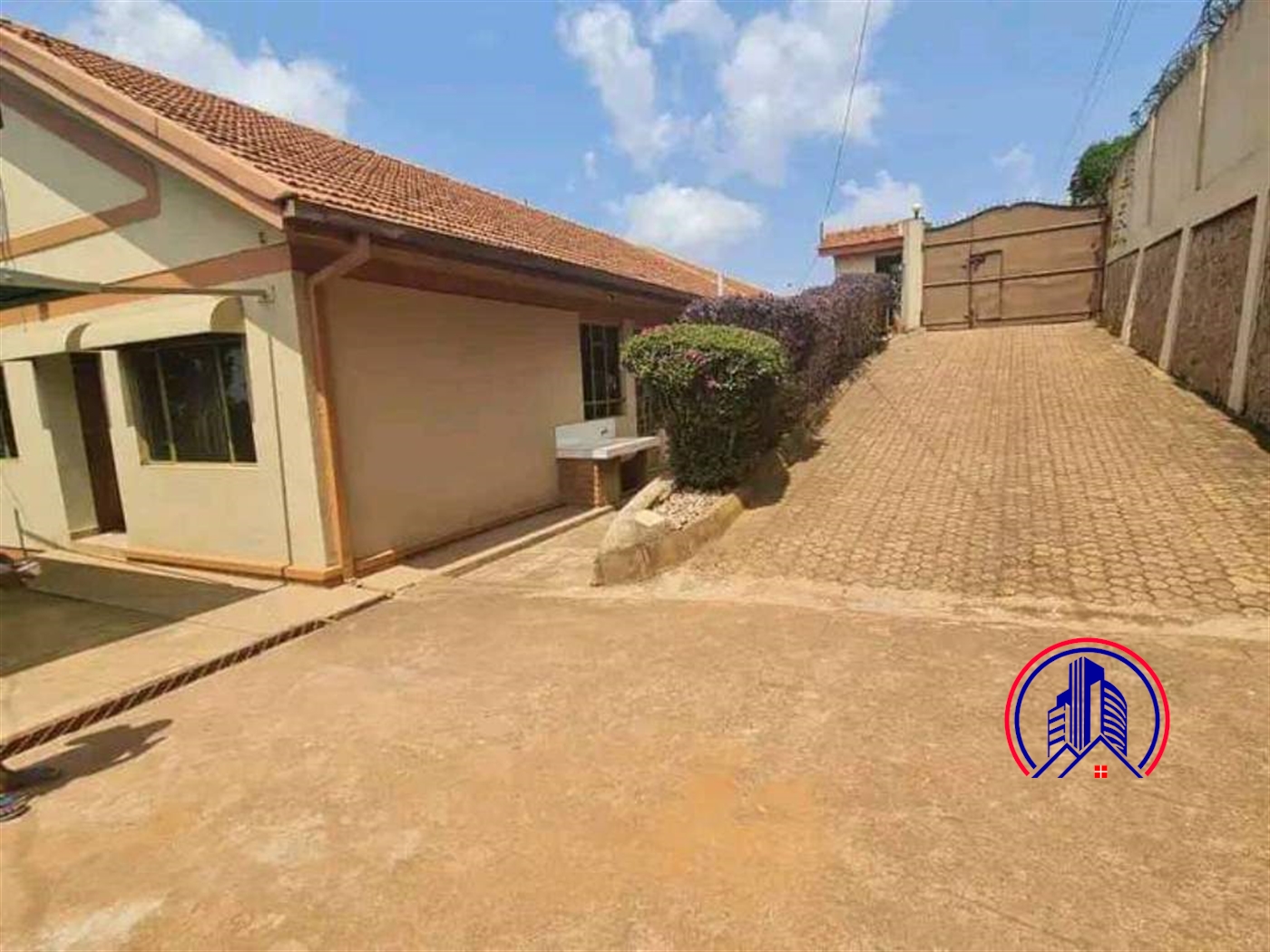 Storeyed house for rent in Naguru Kampala