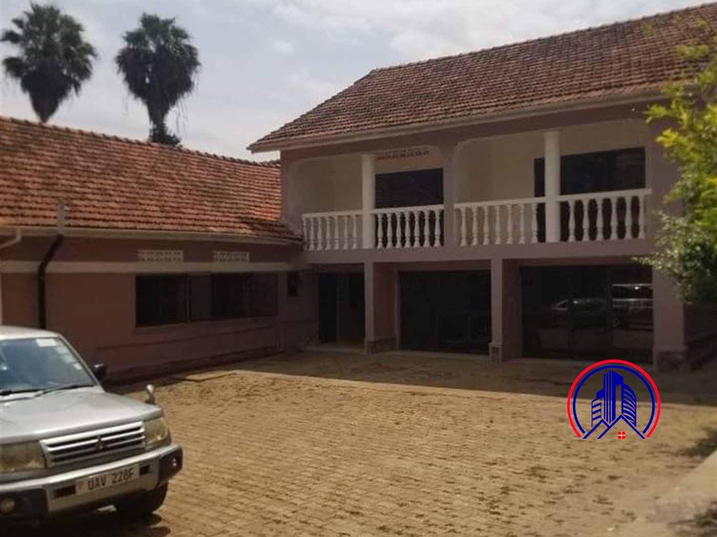 Bungalow for rent in Bugoloobi Kampala