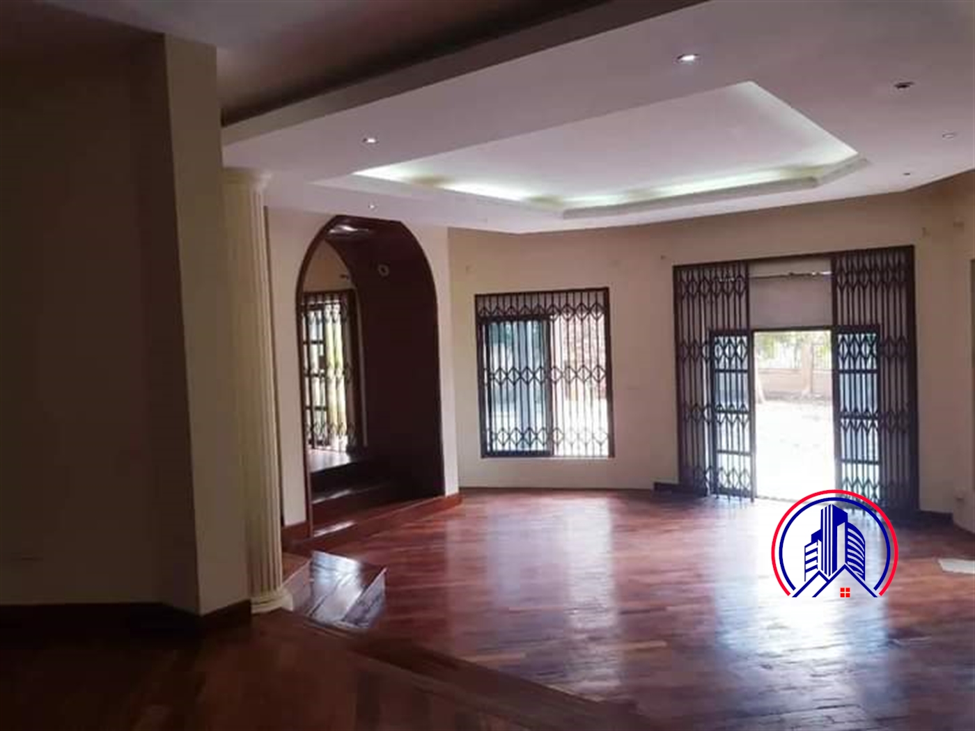 Storeyed house for rent in Muyenga Kampala