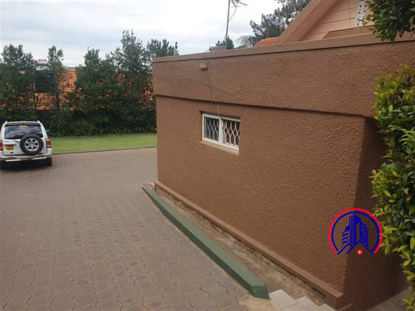 Bungalow for sale in Naguru Kampala