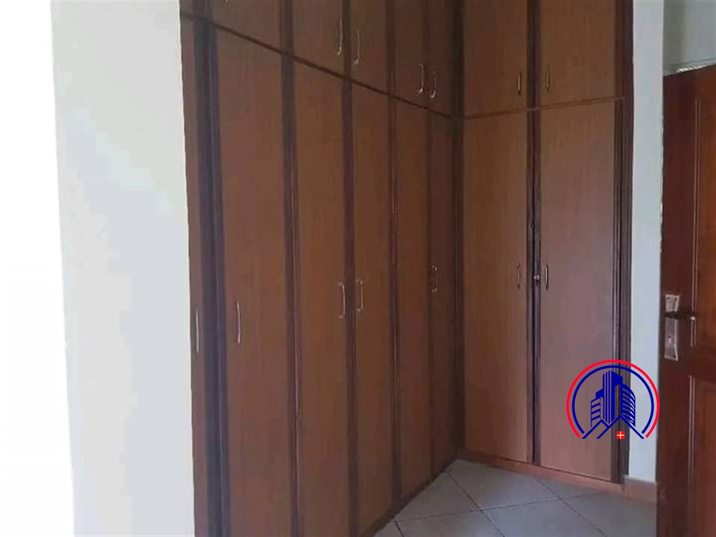 Storeyed house for rent in Bbunga Kampala