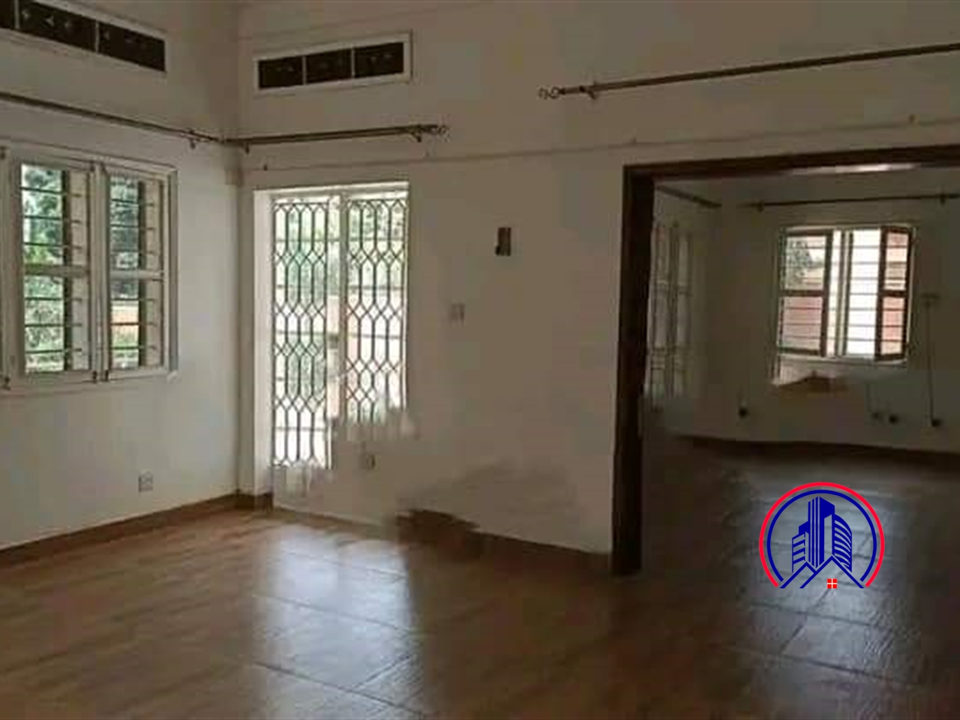 Bungalow for rent in Bugoloobi Kampala