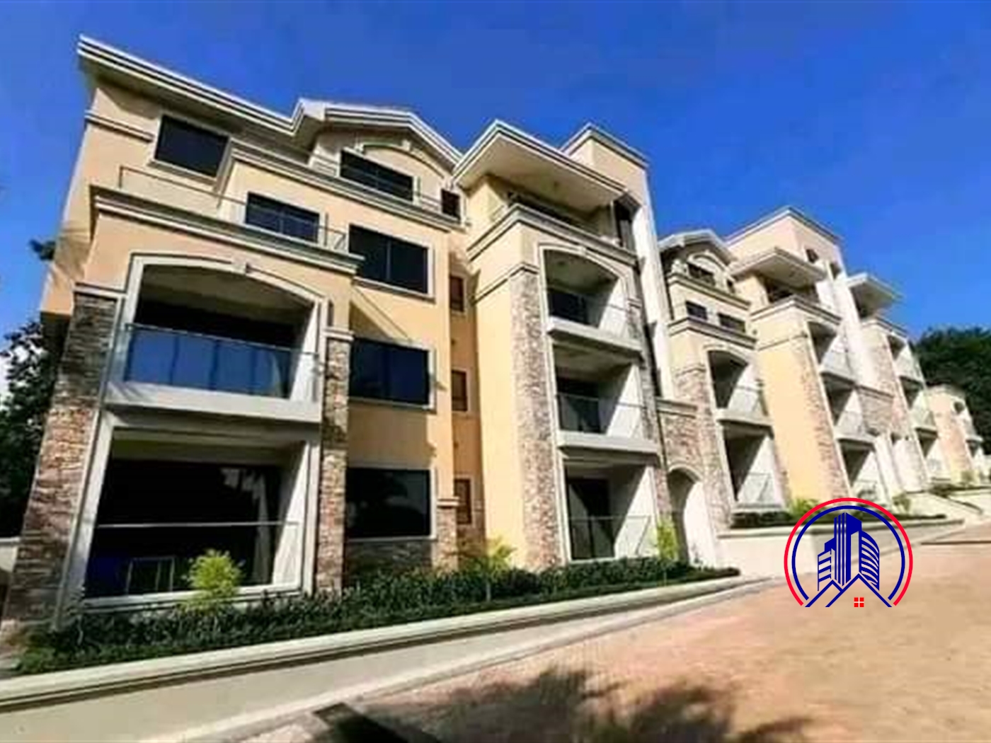 Apartment for sale in Bugoloobi Kampala