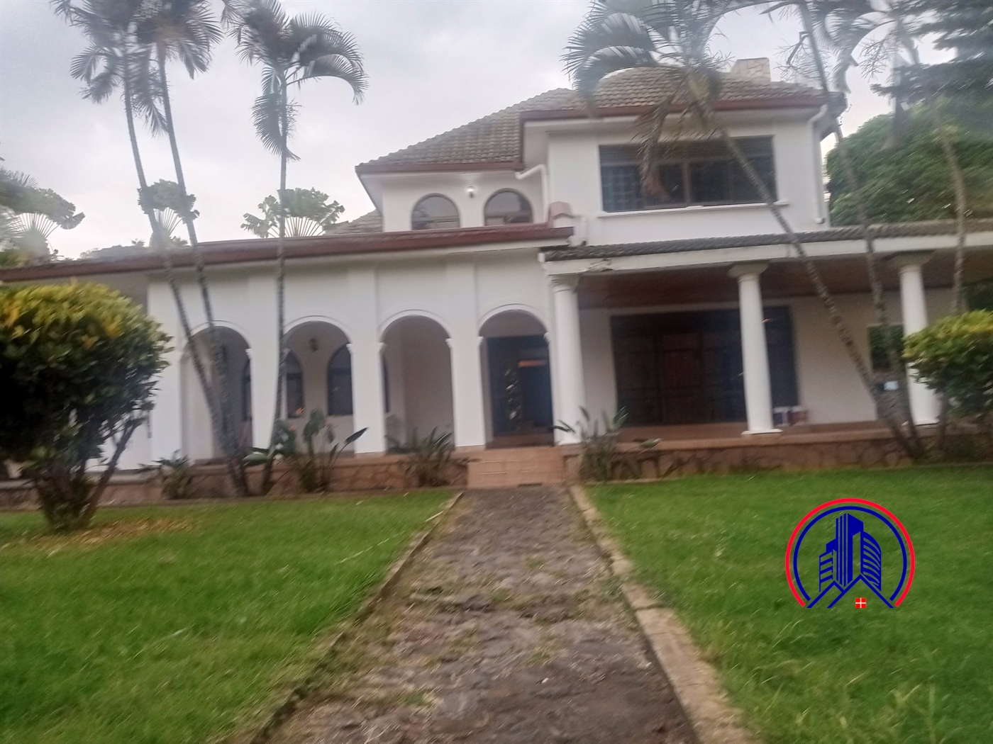 Storeyed house for rent in Munyonyo Kampala