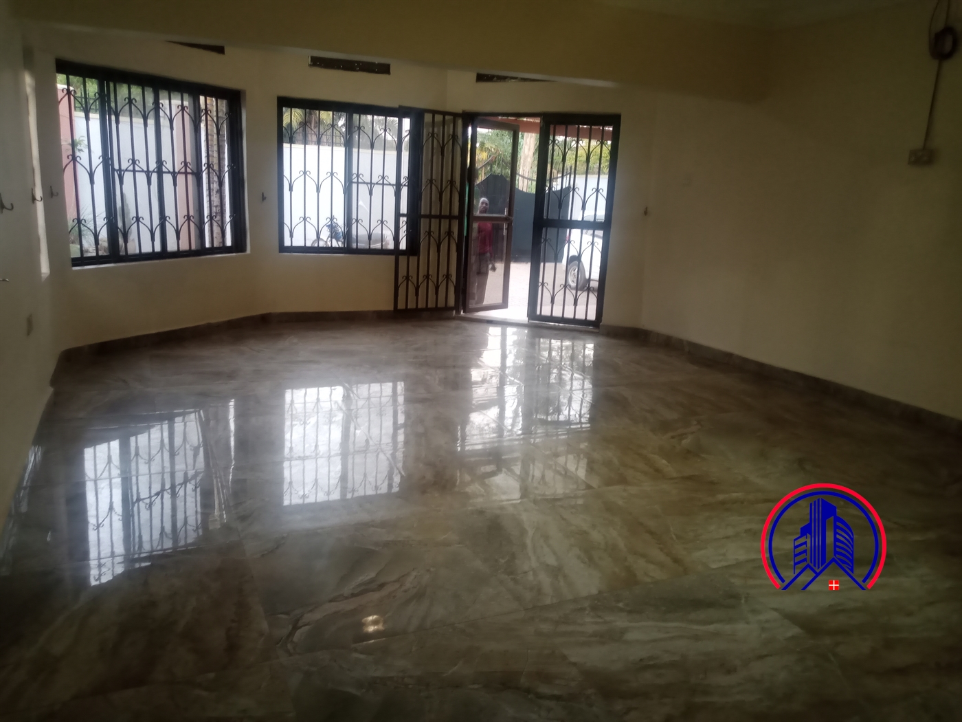 Storeyed house for rent in Munyonyo Kampala