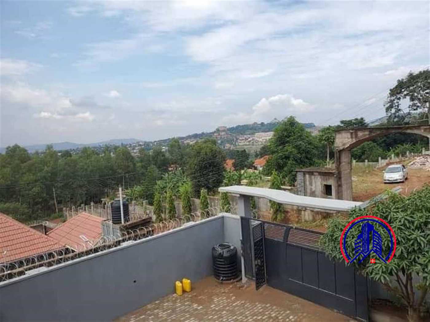 Storeyed house for sale in Kitende Wakiso