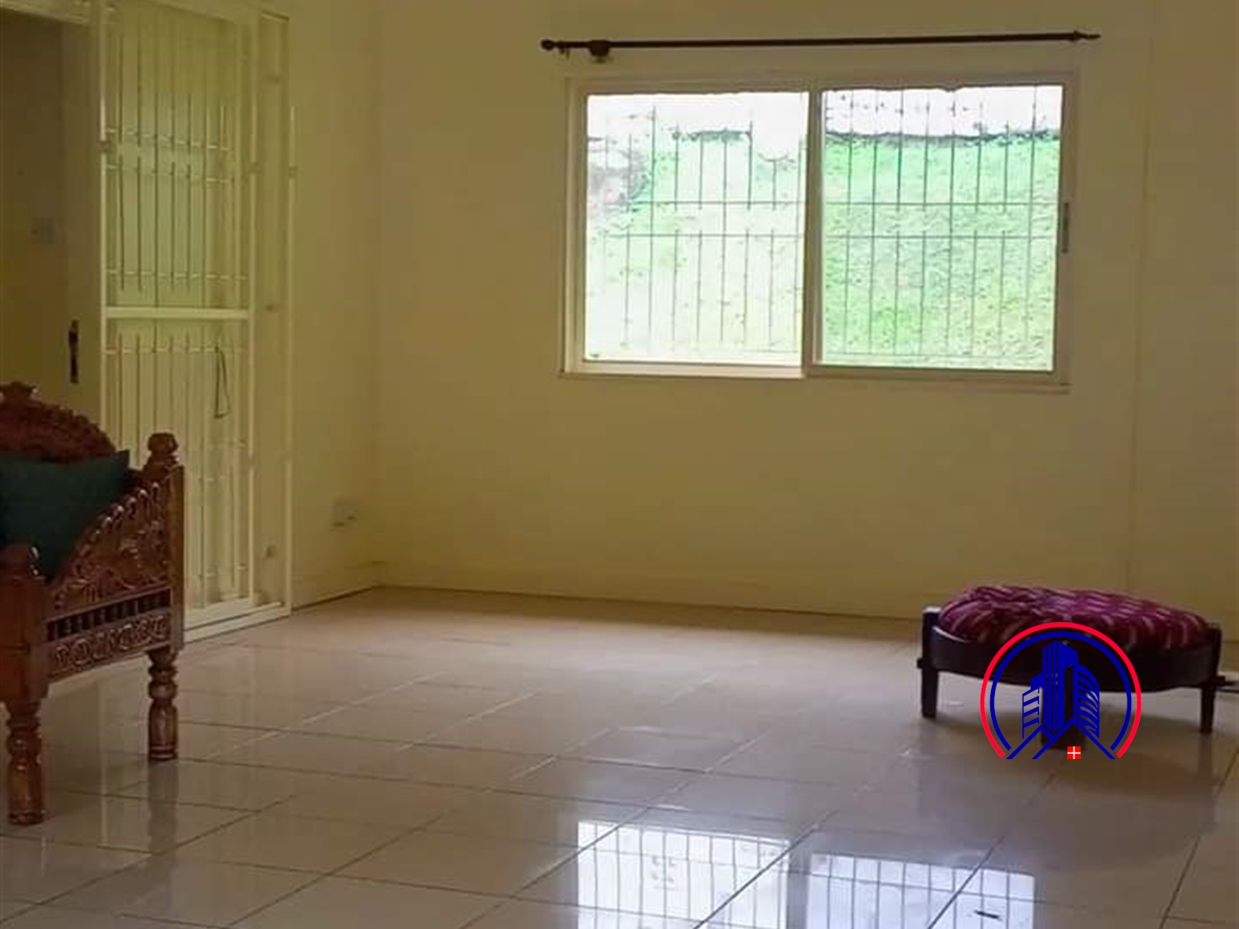 Bungalow for rent in Kololo Kampala