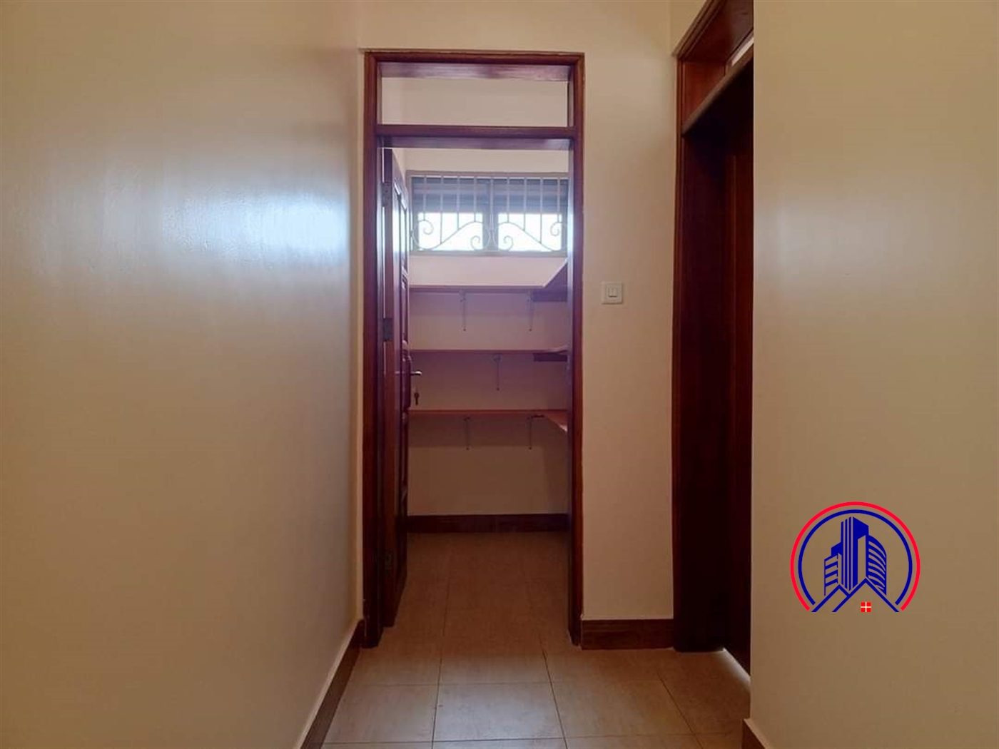 Villa for sale in Munyonyo Kampala