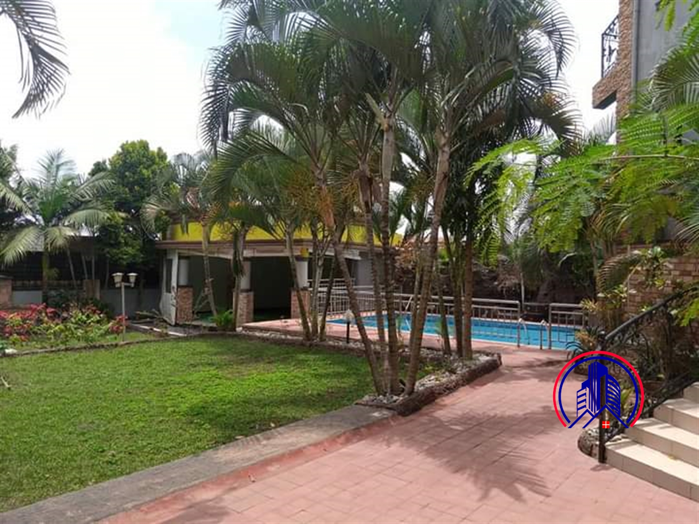 Mansion for sale in Kyaliwajjala Wakiso