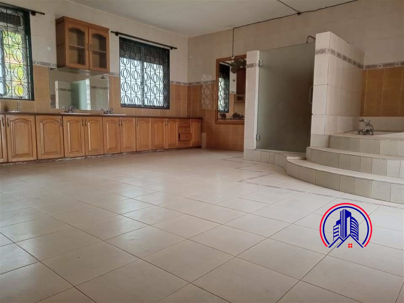 Storeyed house for rent in Mutugo Kampala